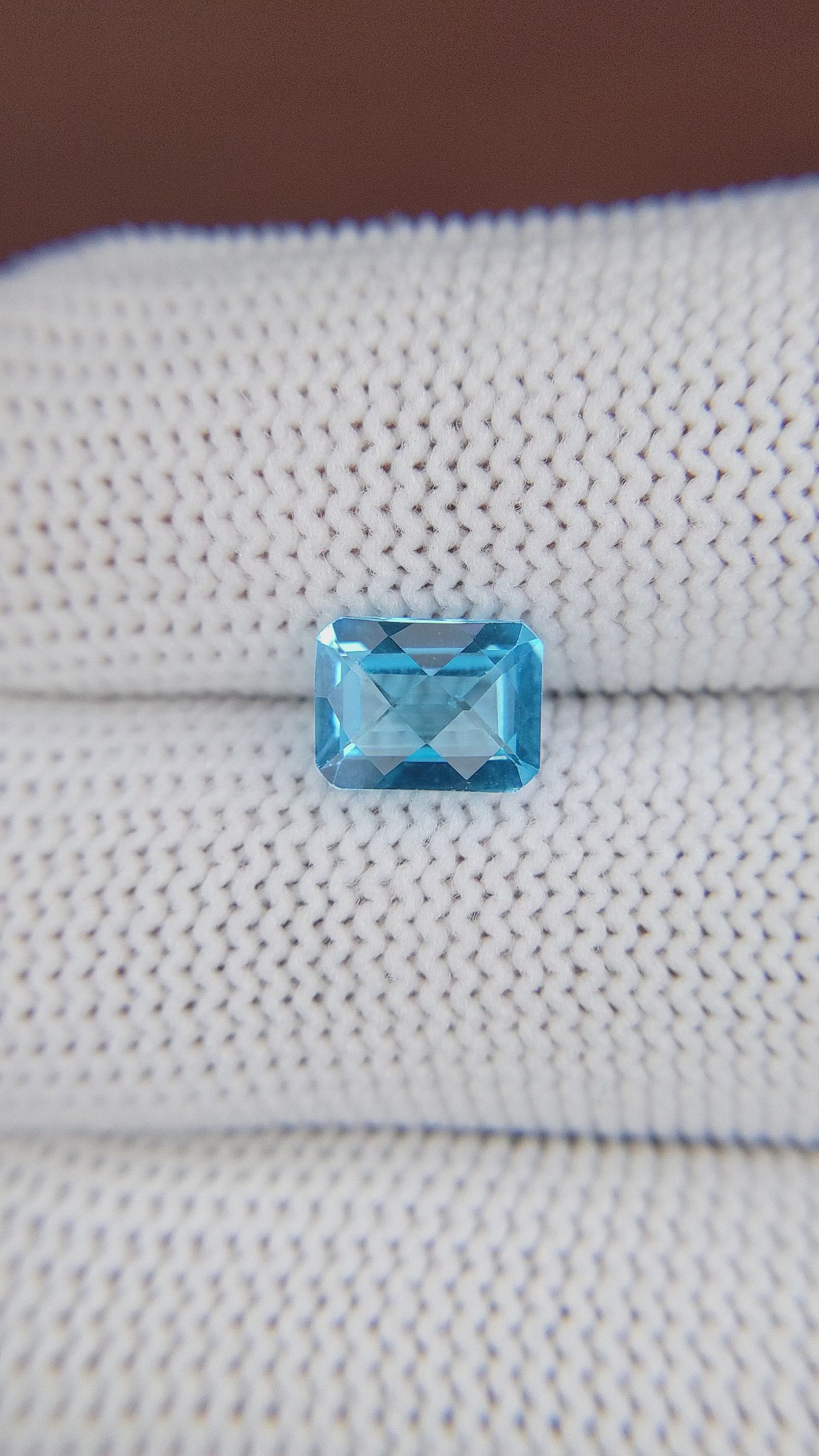 1.92 Ct. Topaz from Ceylon (Sri Lanka) Size Video