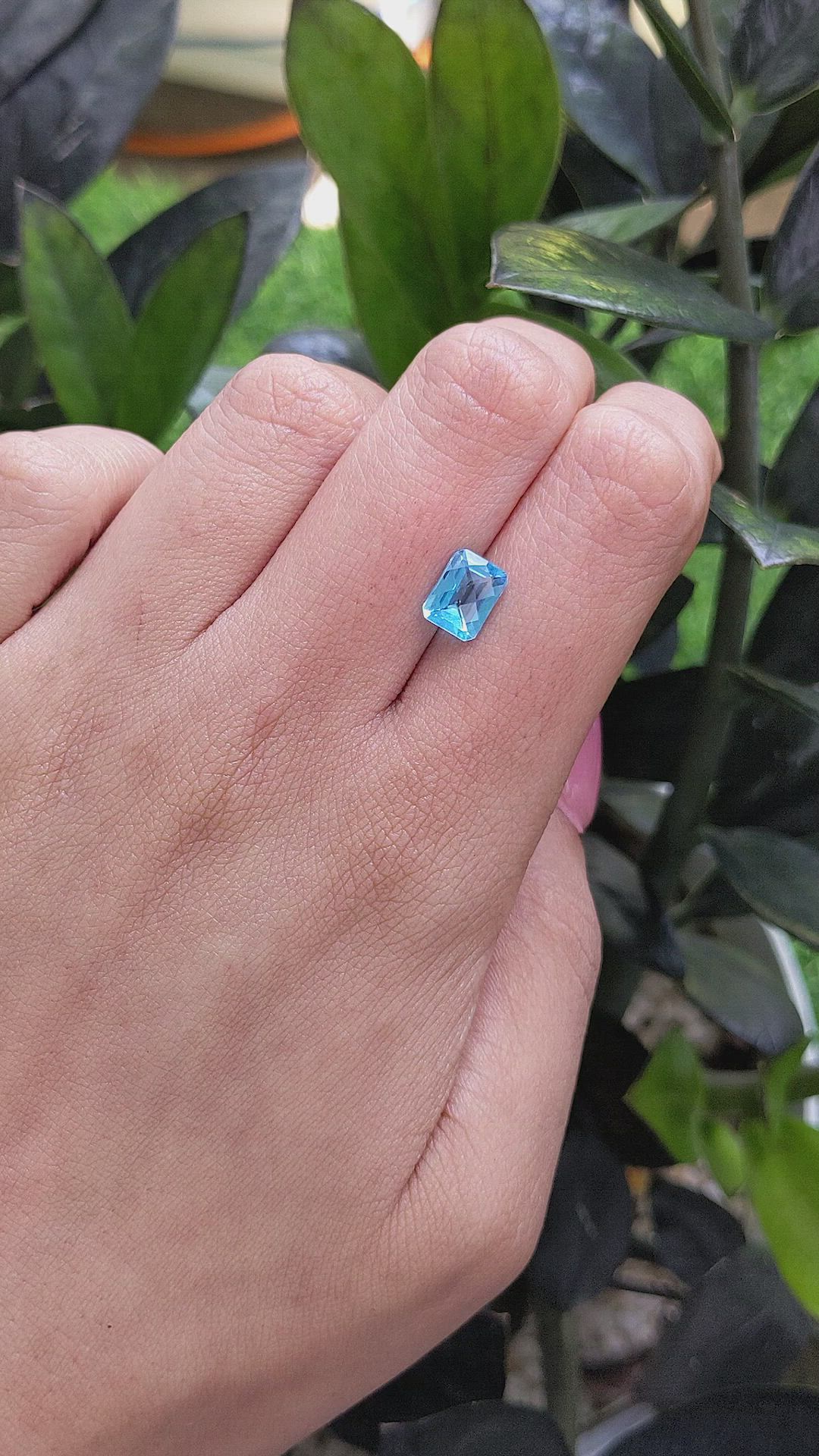 1.92 Ct. Topaz from Ceylon (Sri Lanka) Size Video