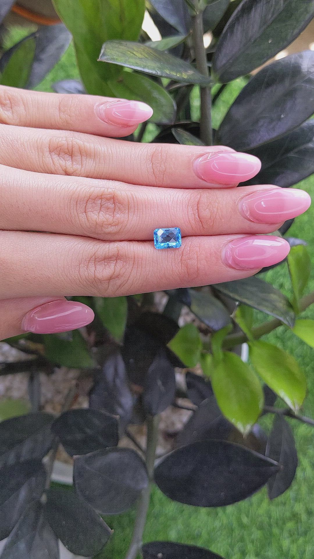 1.94 Ct. Topaz from Ceylon (Sri Lanka) Size Video