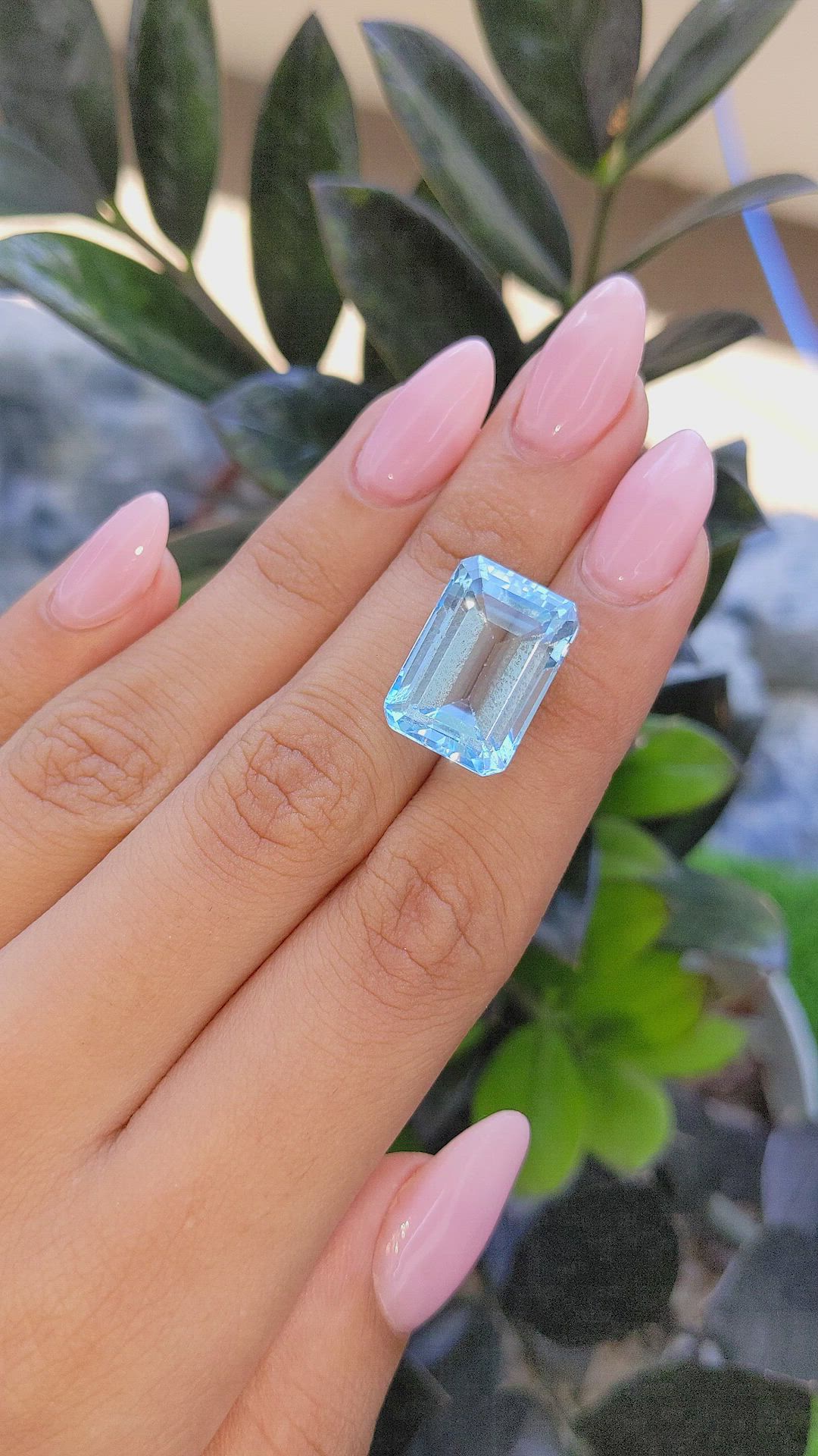 20.72 Ct. Topaz from Ceylon (Sri Lanka) Size Video