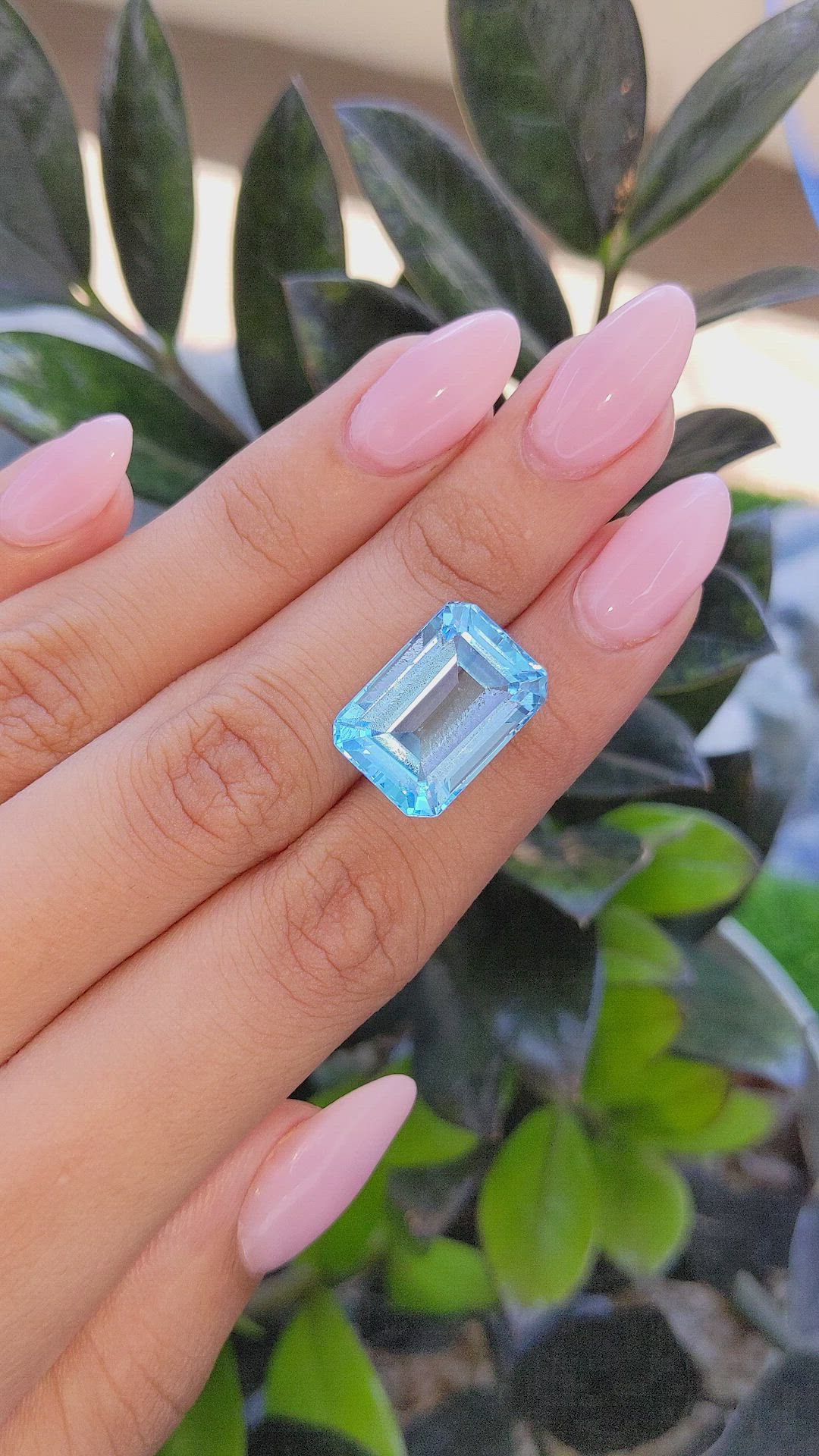 19.92 Ct. Topaz from Ceylon (Sri Lanka) Size Video