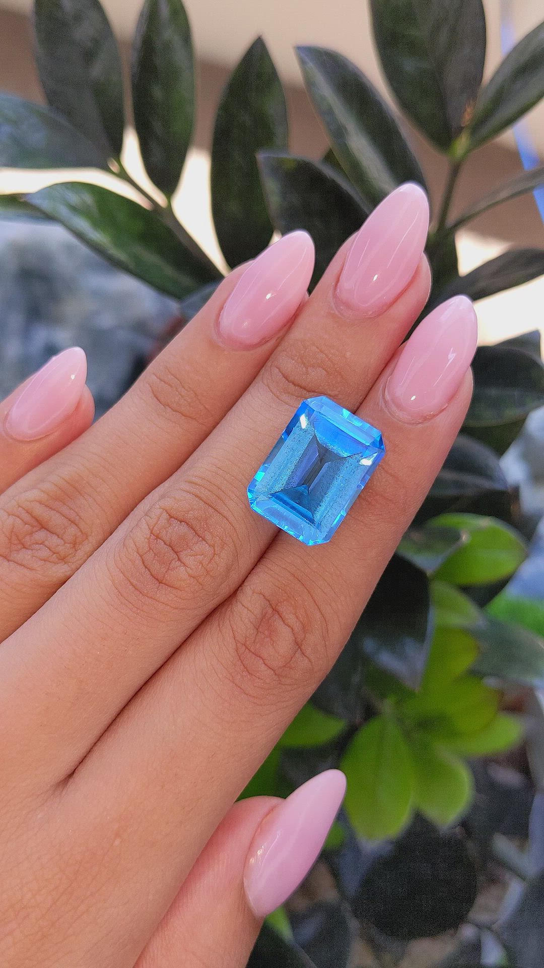 18.89 Ct. Topaz from Ceylon (Sri Lanka) Size Video