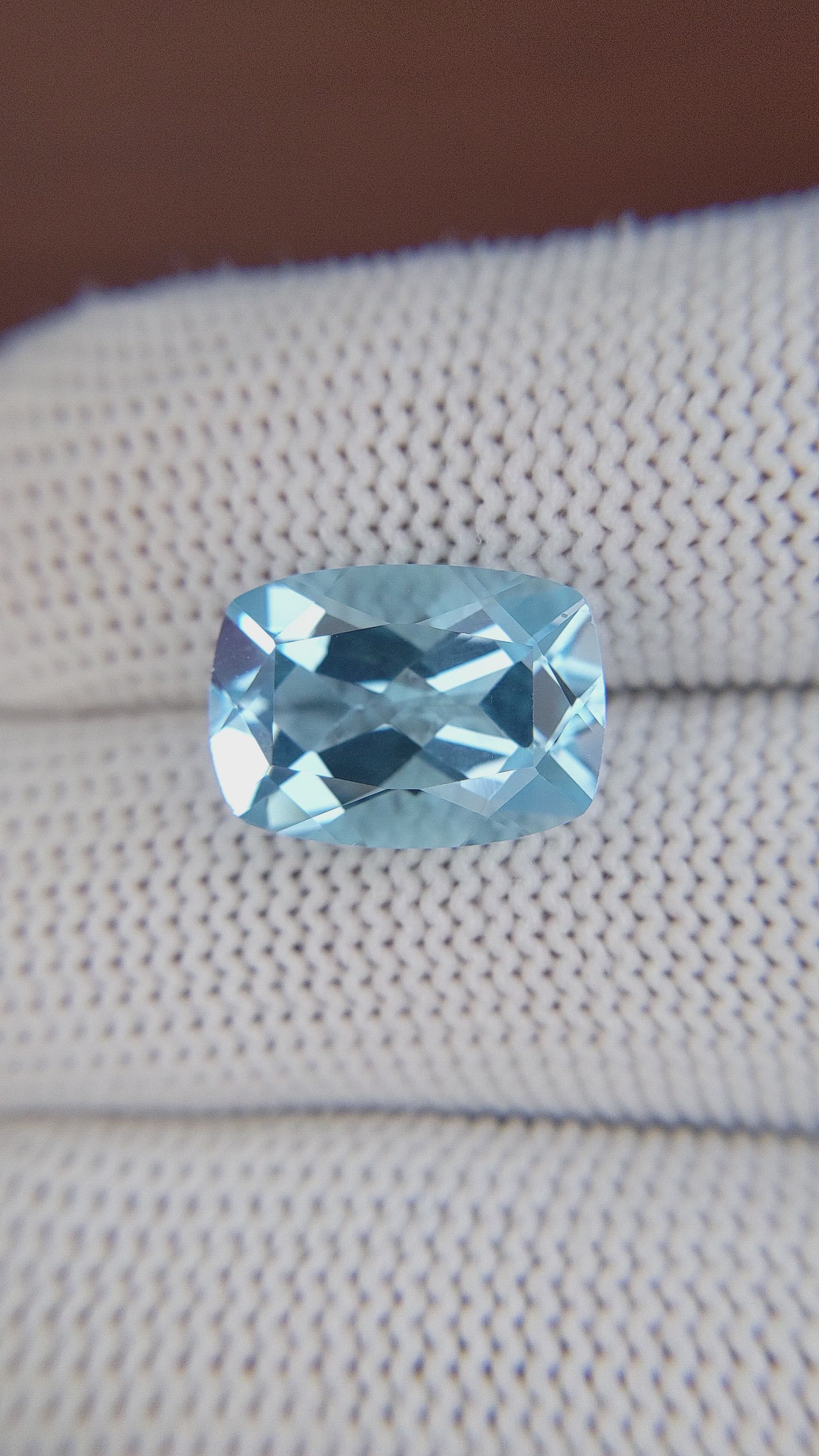 7.99 Ct. Topaz from Ceylon (Sri Lanka) Size Video