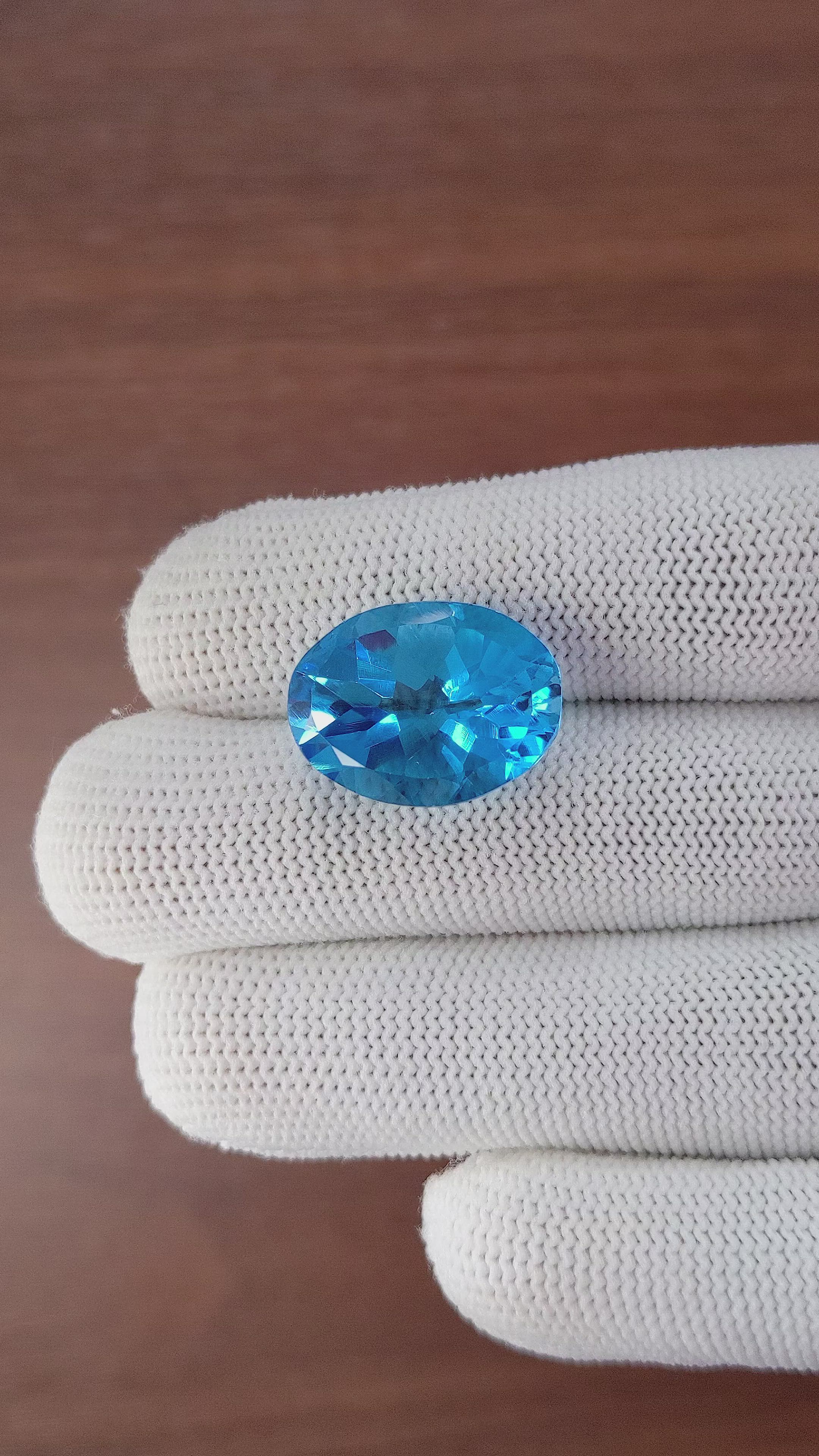 19.69 Ct. Topaz from Ceylon (Sri Lanka) Size Video
