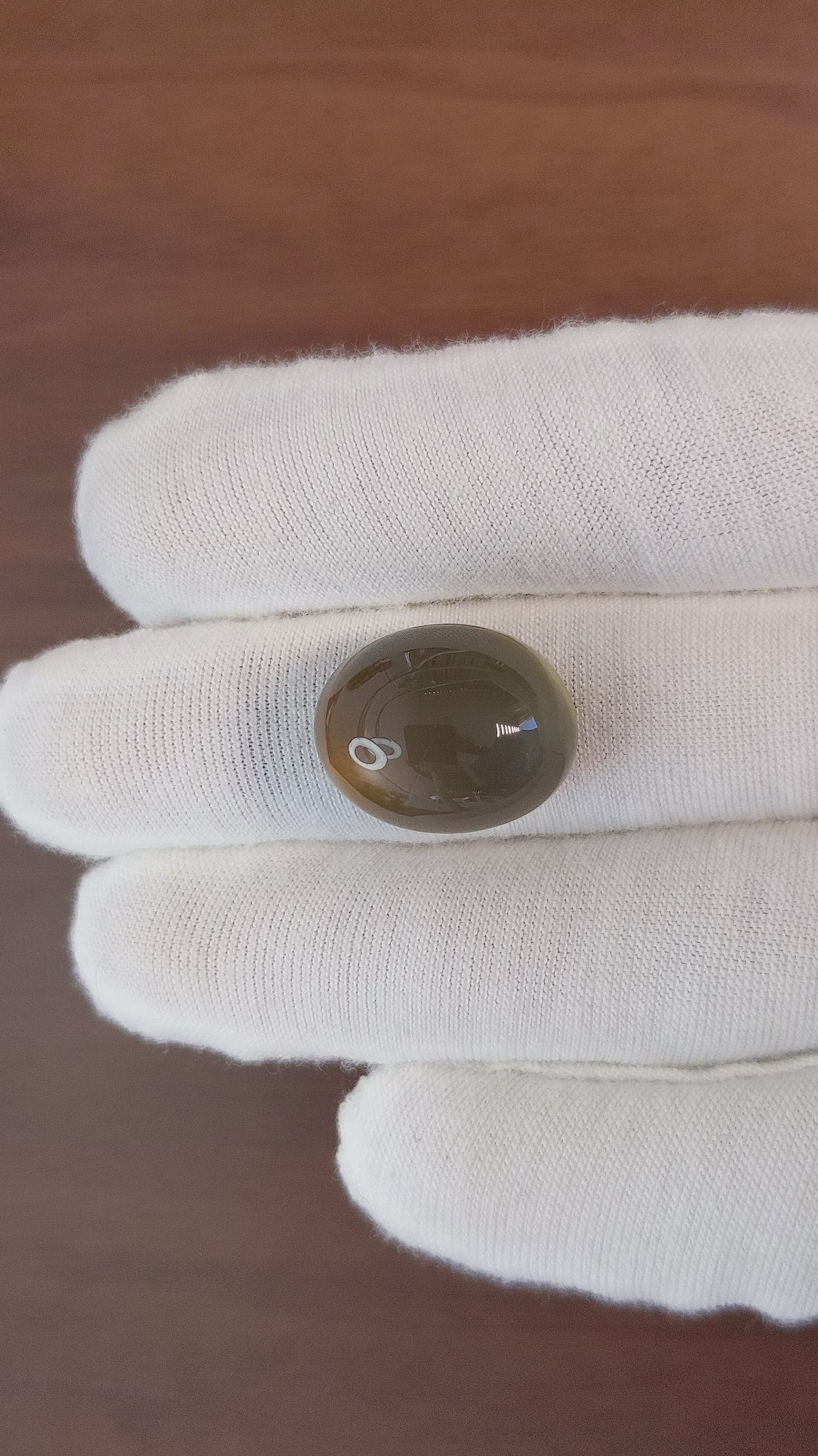 26.44 Ct. Cabochon Moonstone from Ceylon (Sri Lanka) Size Video