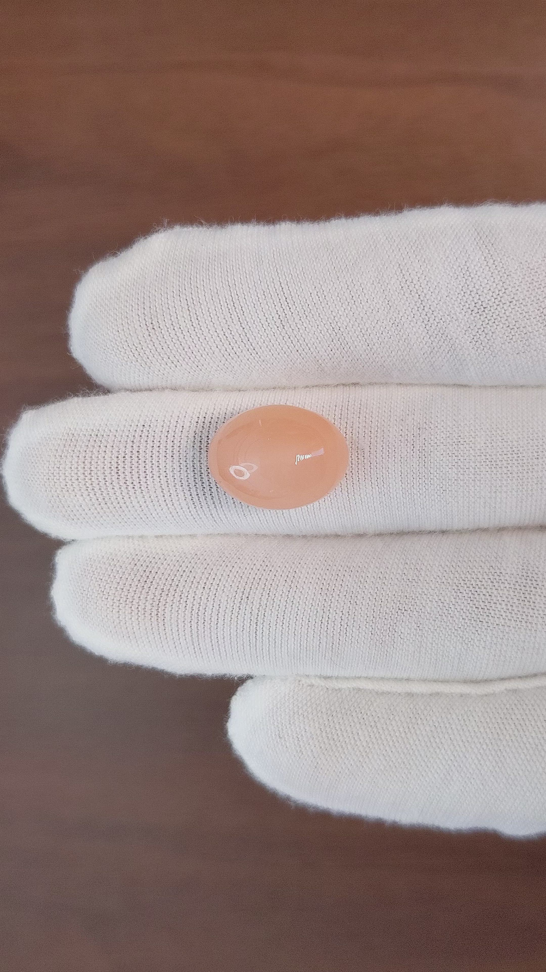 11.44 Ct. Cabochon Moonstone from Ceylon (Sri Lanka) Size Video