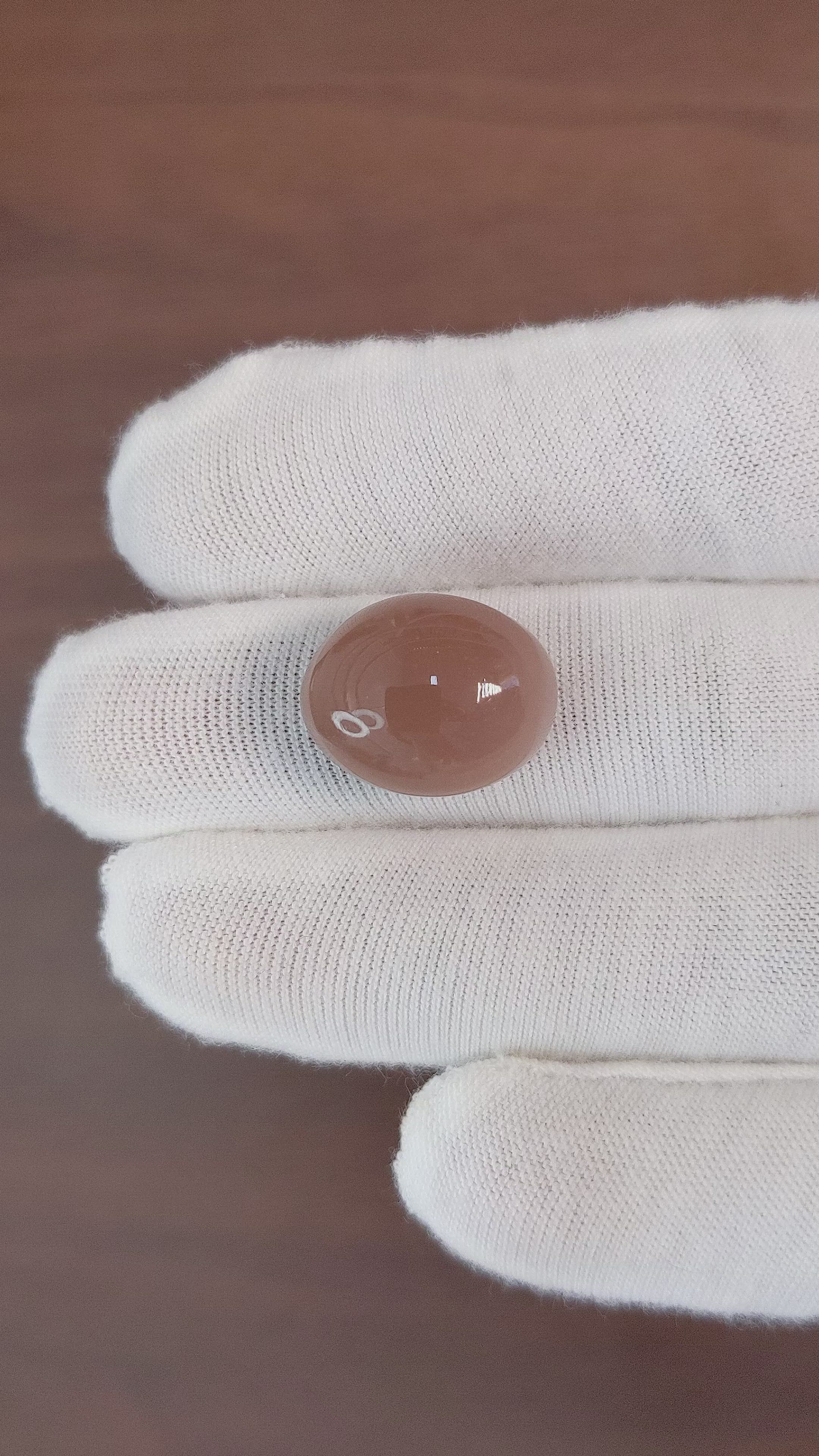19.93 Ct. Cabochon Moonstone from Ceylon (Sri Lanka) Size Video