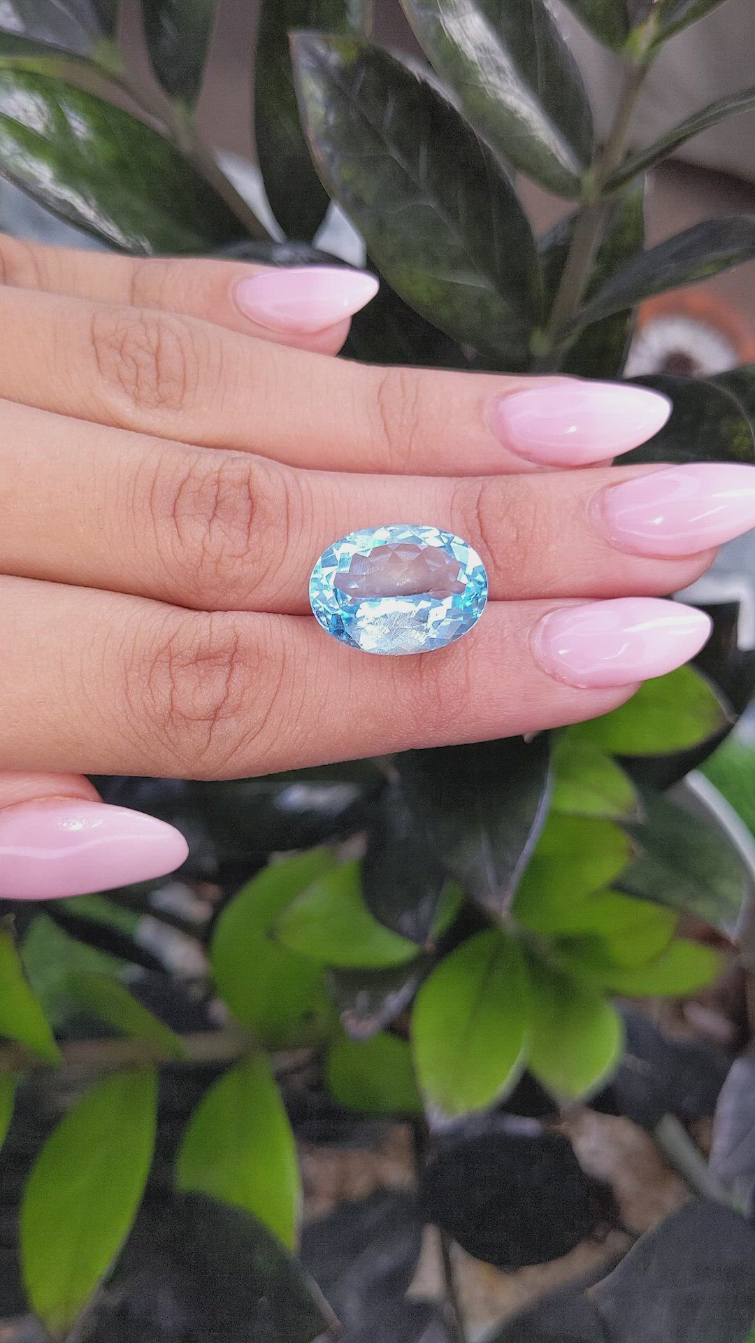 15.26 Ct. Topaz from Ceylon (Sri Lanka) Size Video