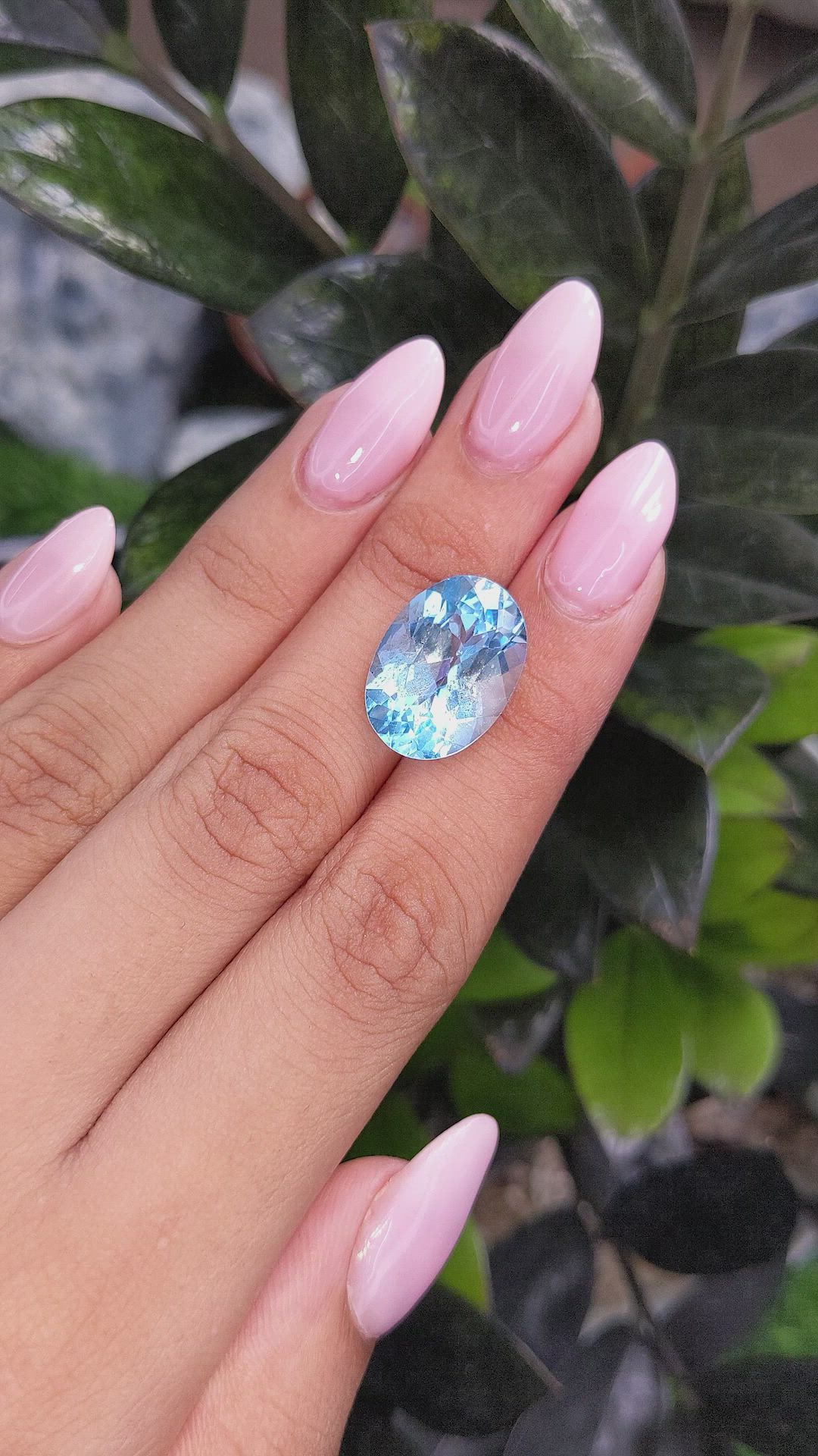 14.59 Ct. Topaz from Ceylon (Sri Lanka) Size Video