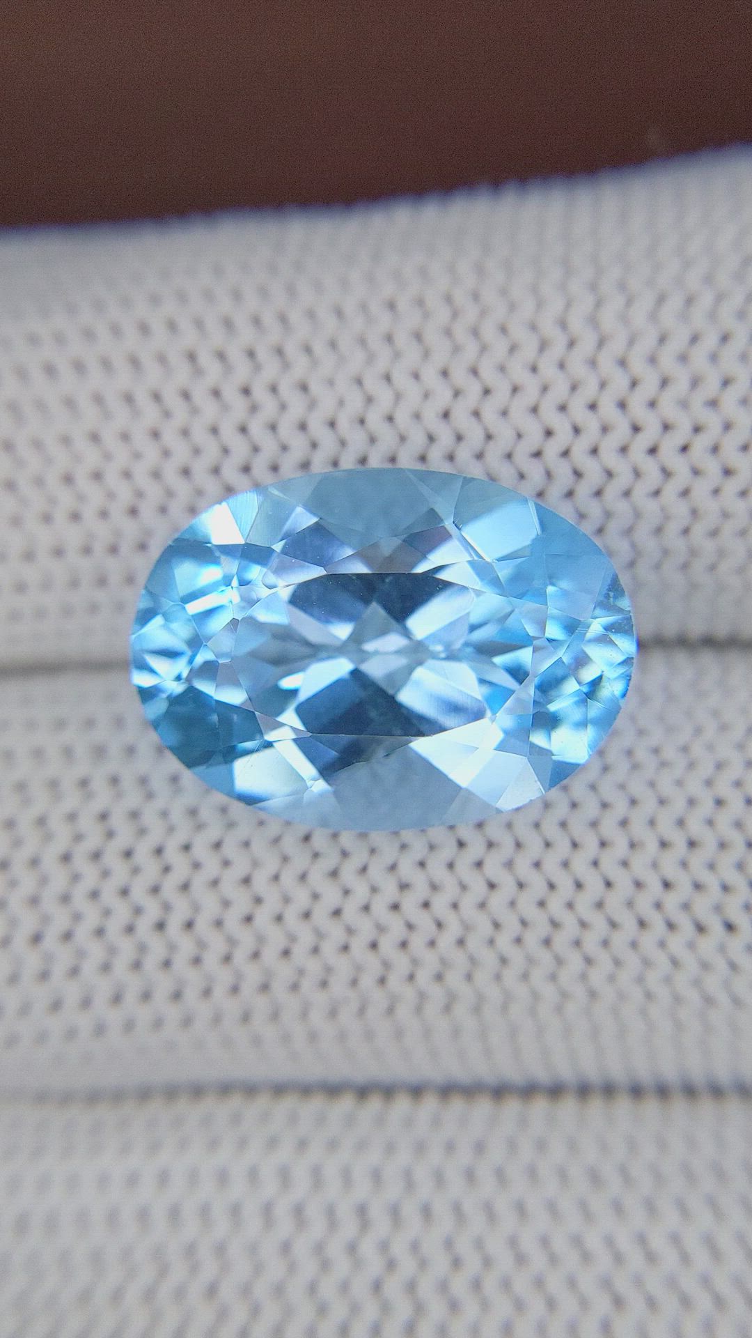 14.59 Ct. Topaz from Ceylon (Sri Lanka) Size Video