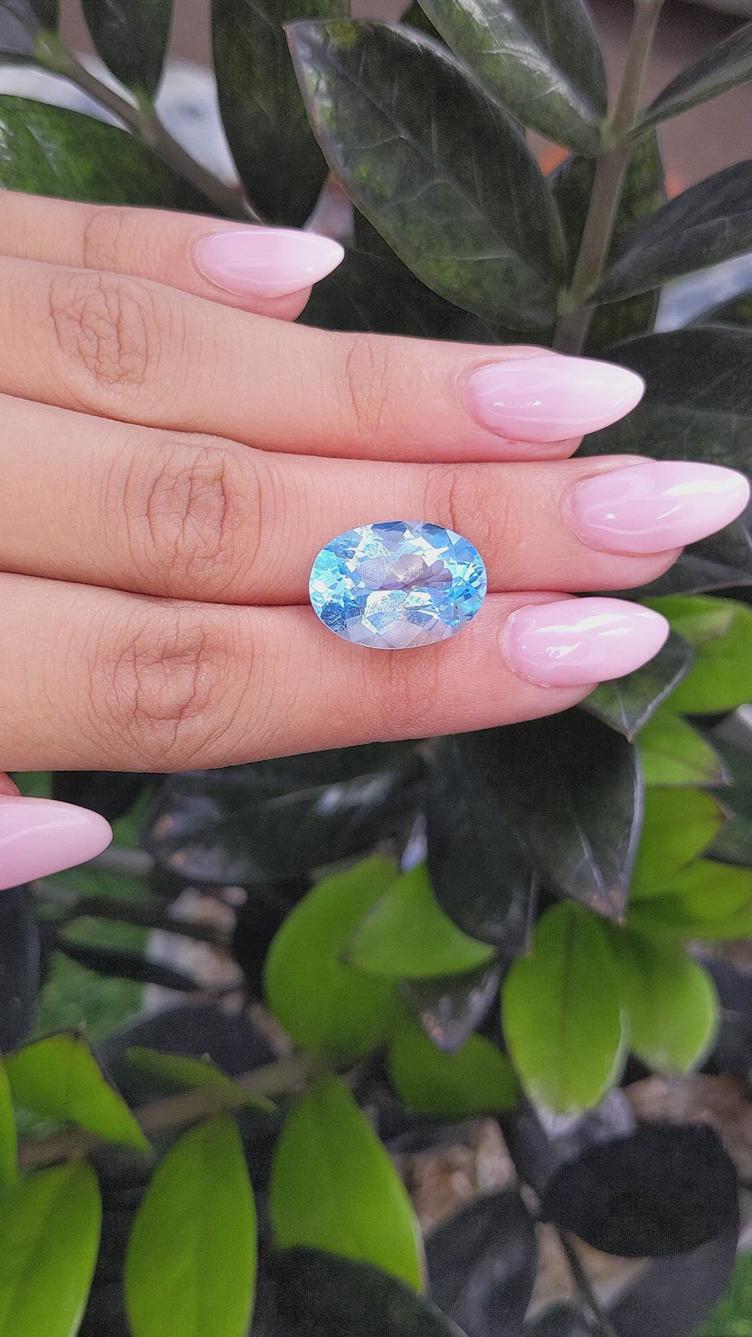 14.59 Ct. Topaz from Ceylon (Sri Lanka) Size Video