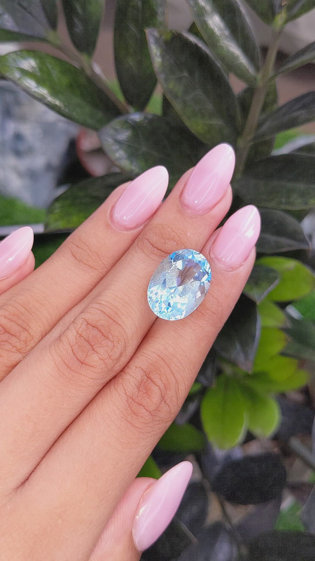 16.57 Ct. Topaz from Ceylon (Sri Lanka) Size Video