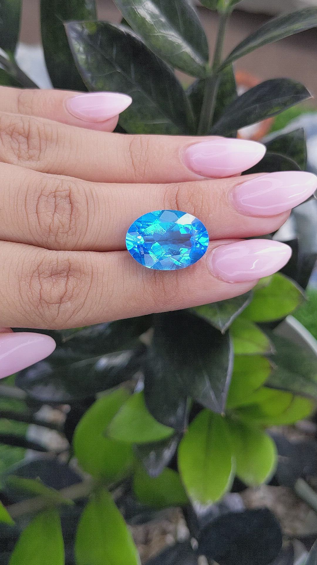 14.53 Ct. Topaz from Ceylon (Sri Lanka) Size Video