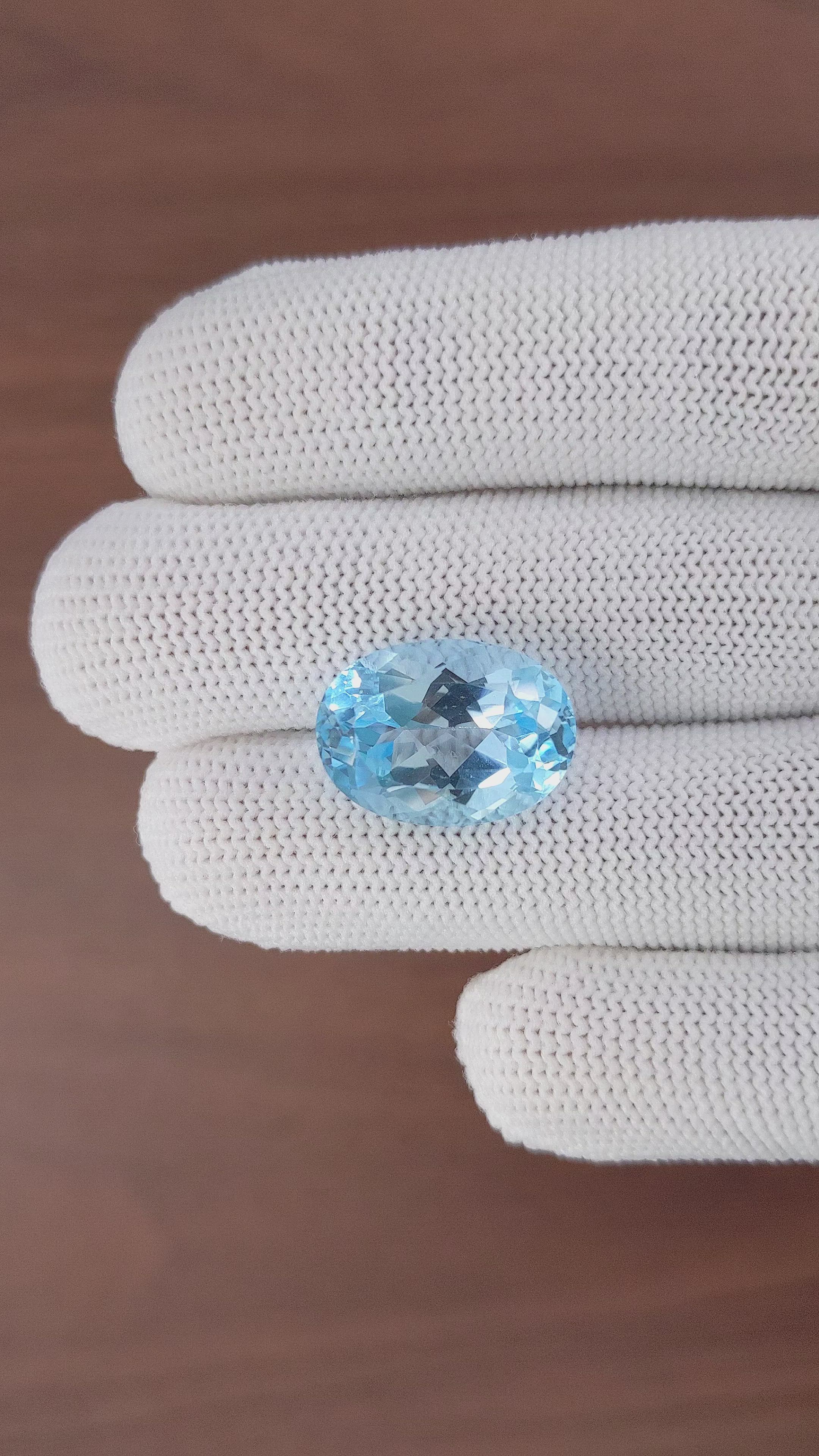 16.15 Ct. Topaz from Ceylon (Sri Lanka) Size Video