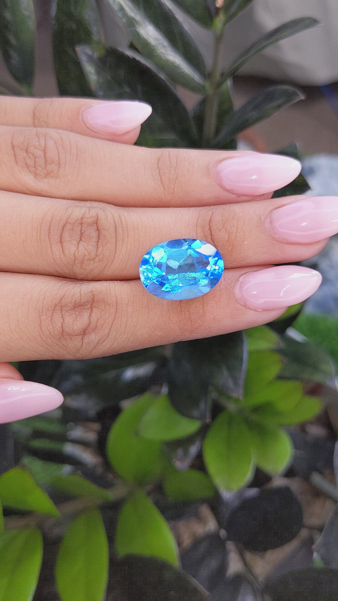 14.65 Ct. Topaz from Ceylon (Sri Lanka) Size Video