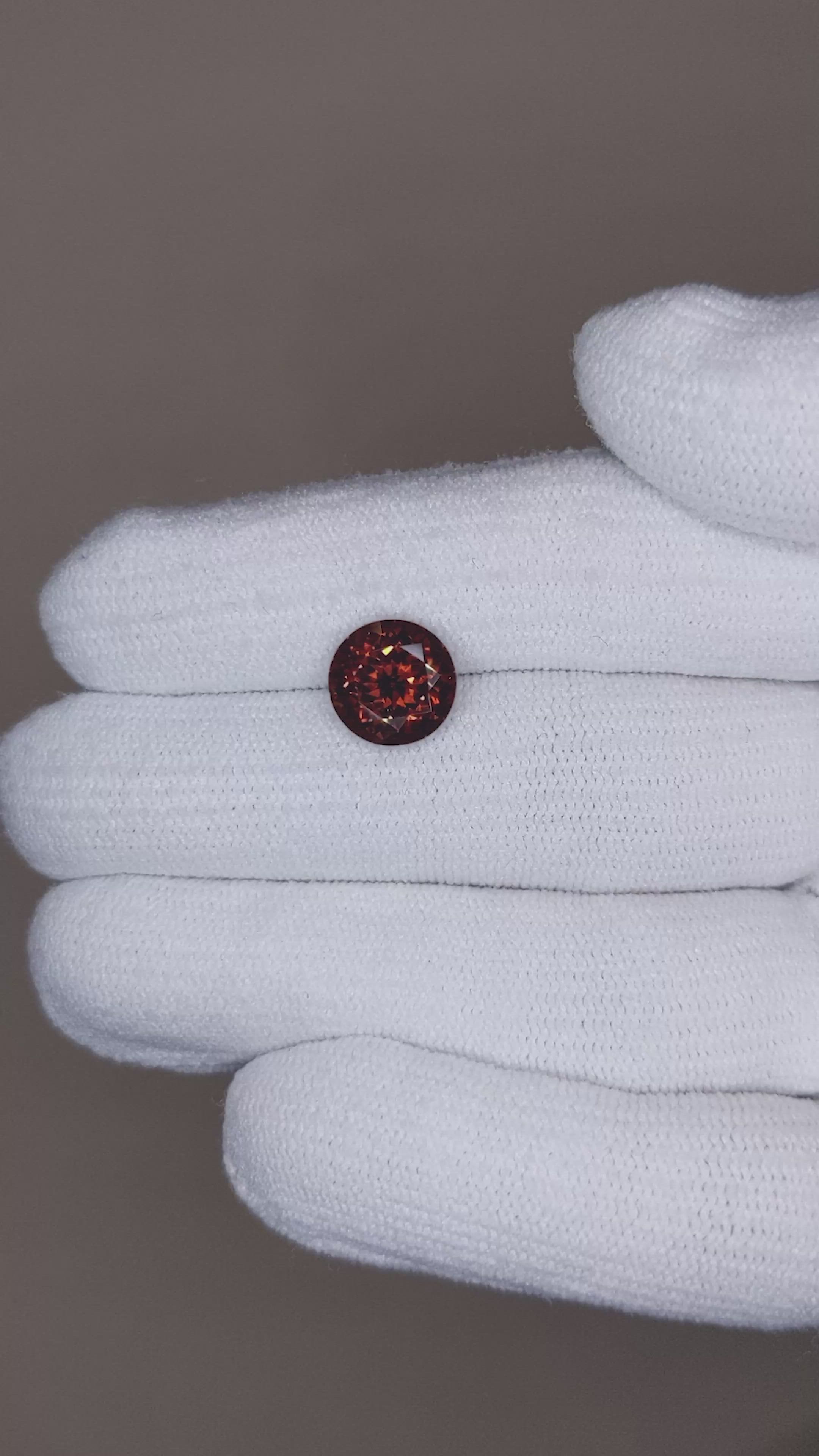 3.97 Ct. Zircon from Ceylon (Sri Lanka) Size Video