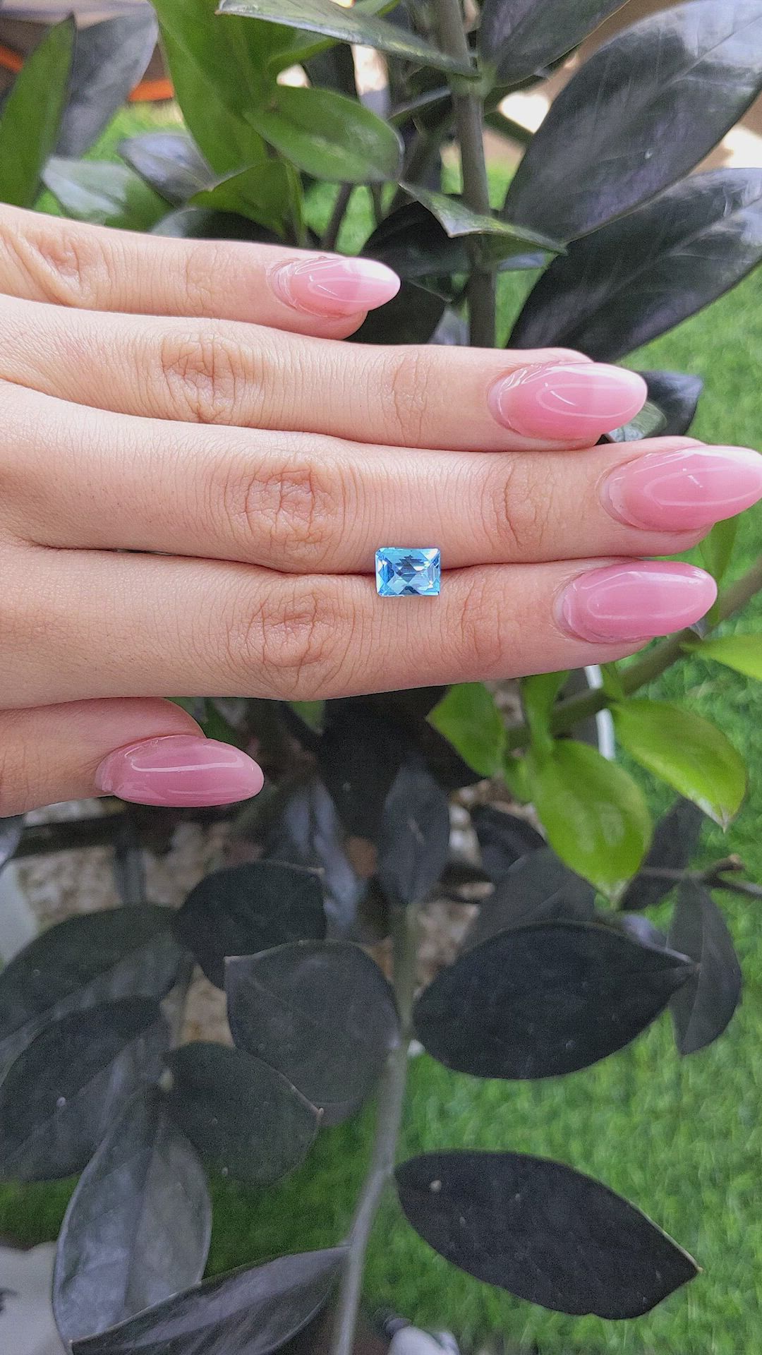 2.22 Ct. Topaz from Ceylon (Sri Lanka) Size Video