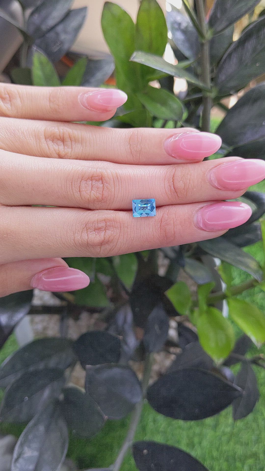 1.85 Ct. Topaz from Ceylon (Sri Lanka) Size Video