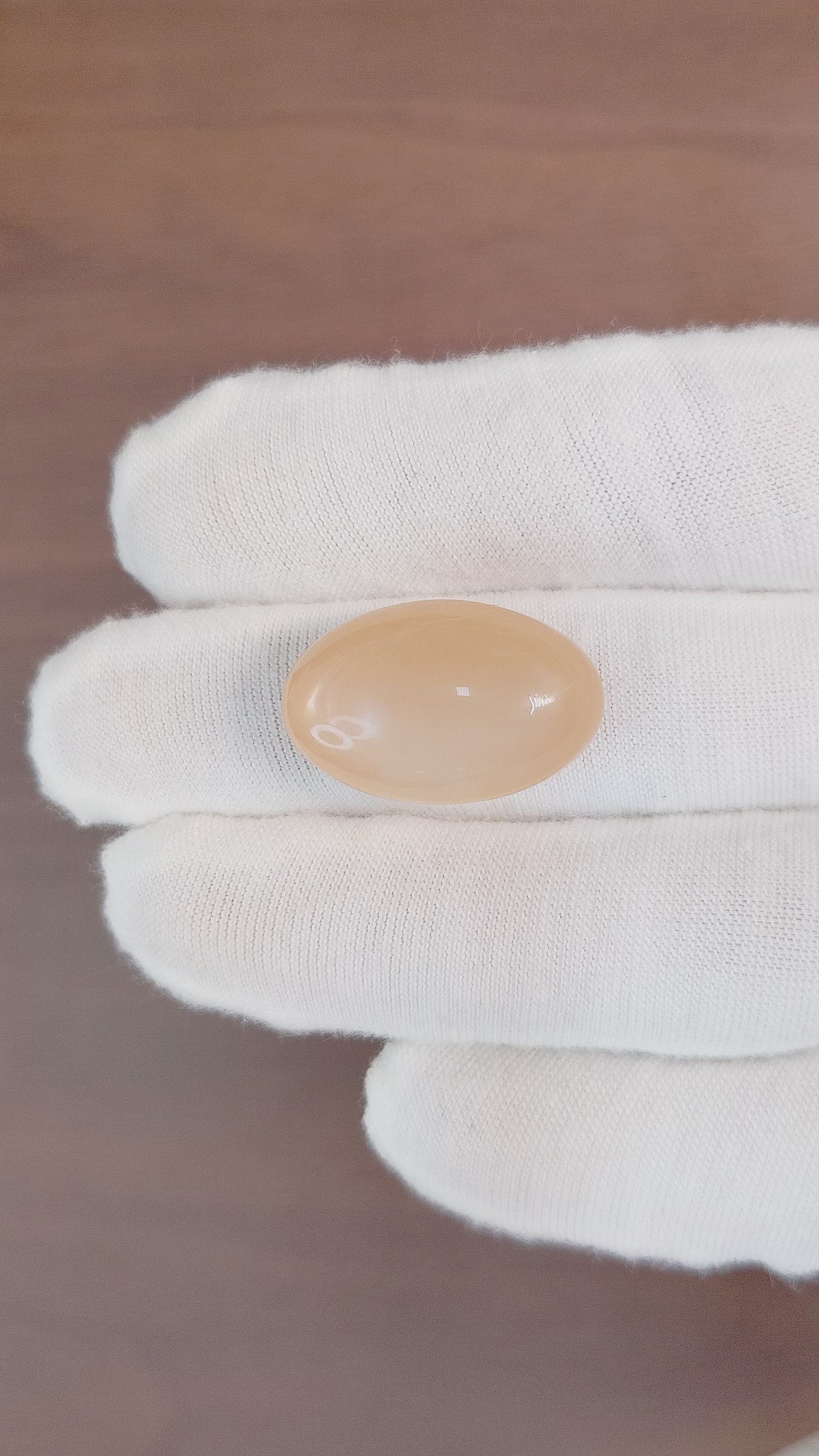 27.10 Ct. Cabochon Moonstone from Ceylon (Sri Lanka) Size Video