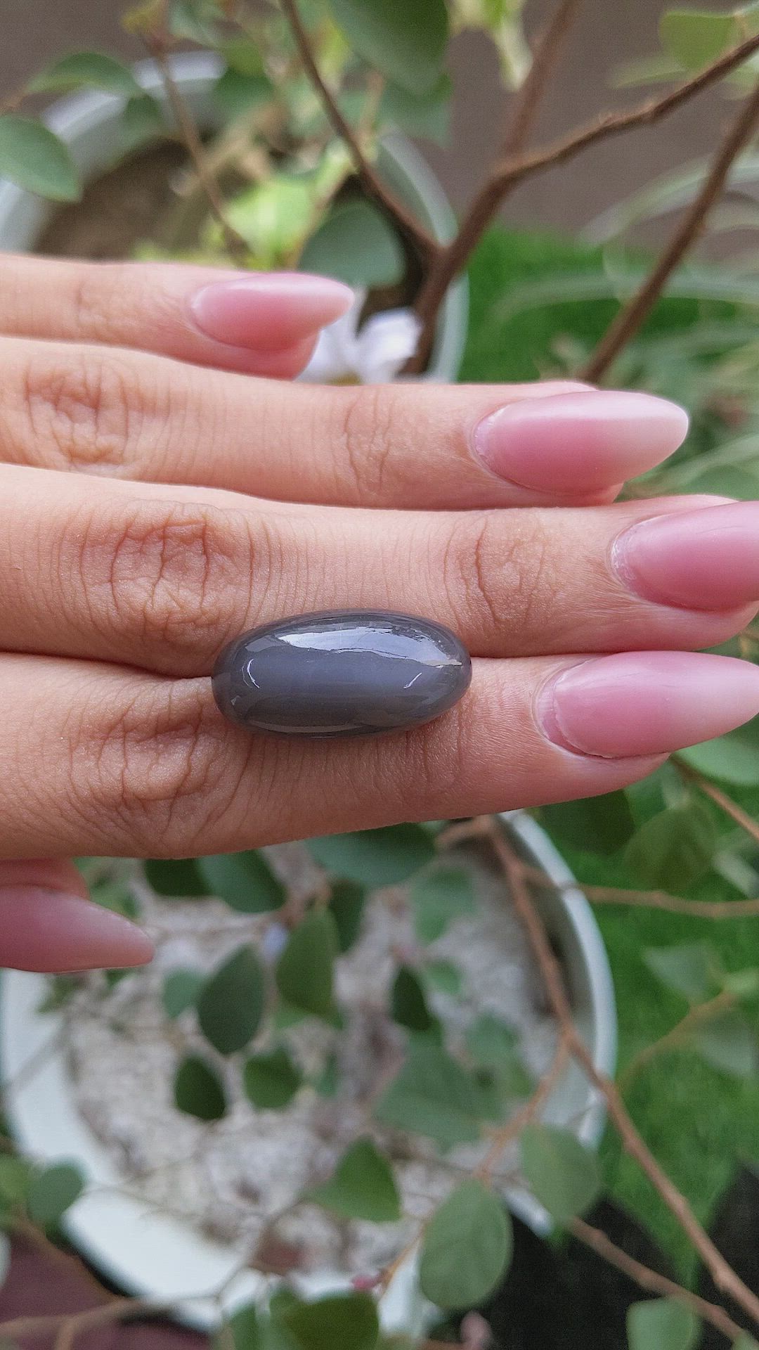 21.93 Ct. Cabochon Moonstone from Ceylon (Sri Lanka) Size Video