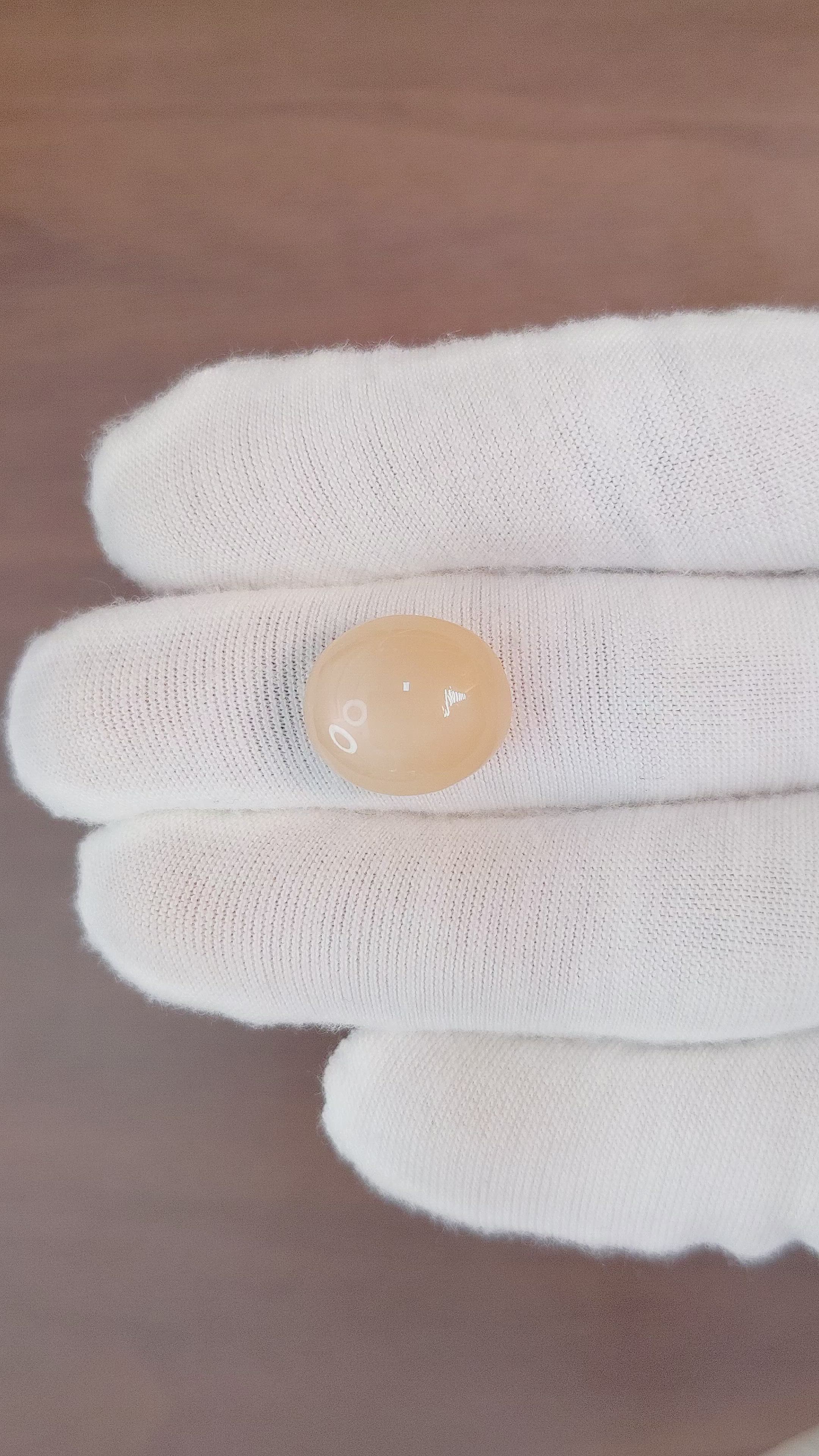 10.06 Ct. Cabochon Moonstone from Ceylon (Sri Lanka) Size Video