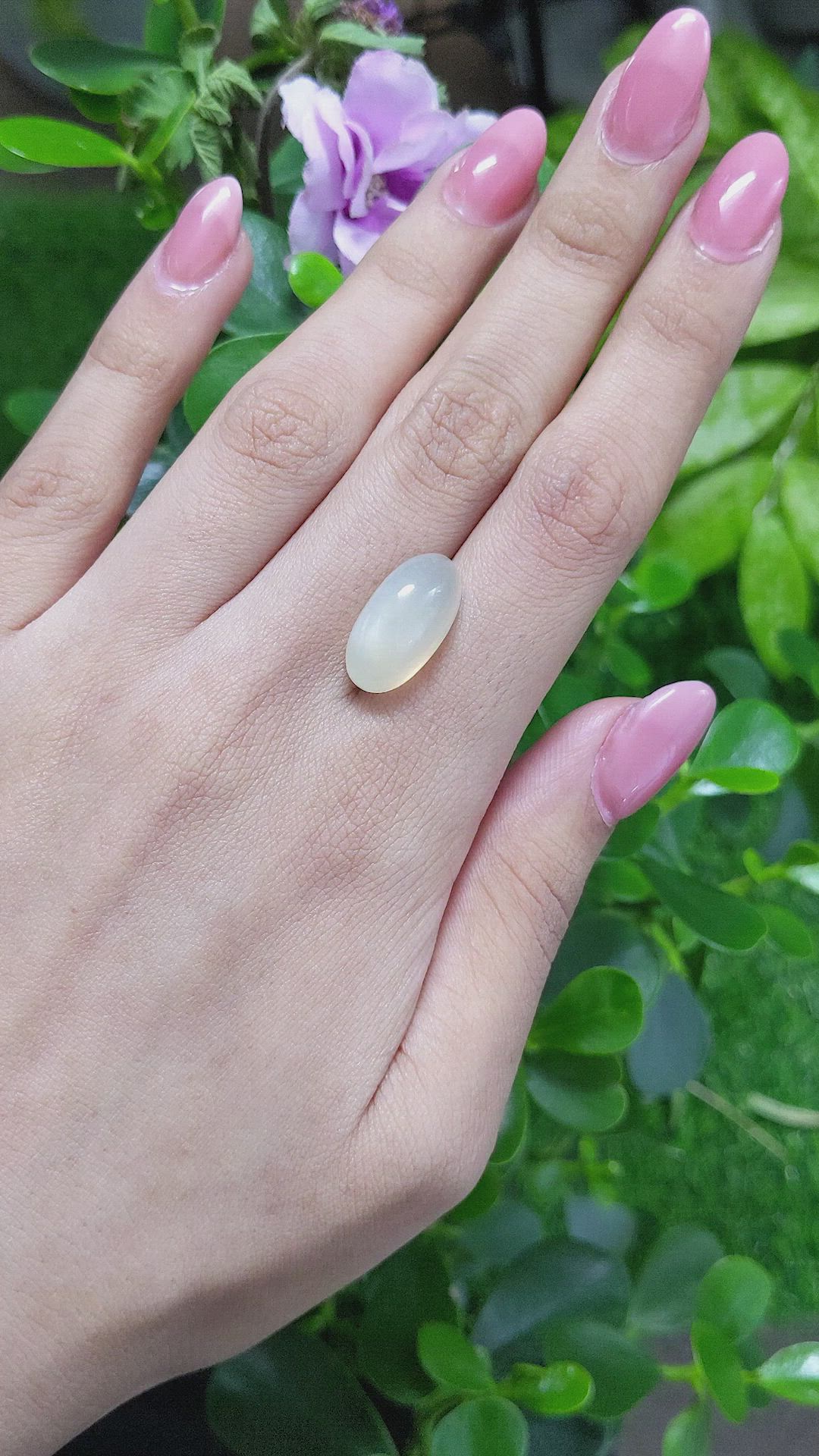 13.60 Ct. Cabochon Moonstone from Ceylon (Sri Lanka) Size Video
