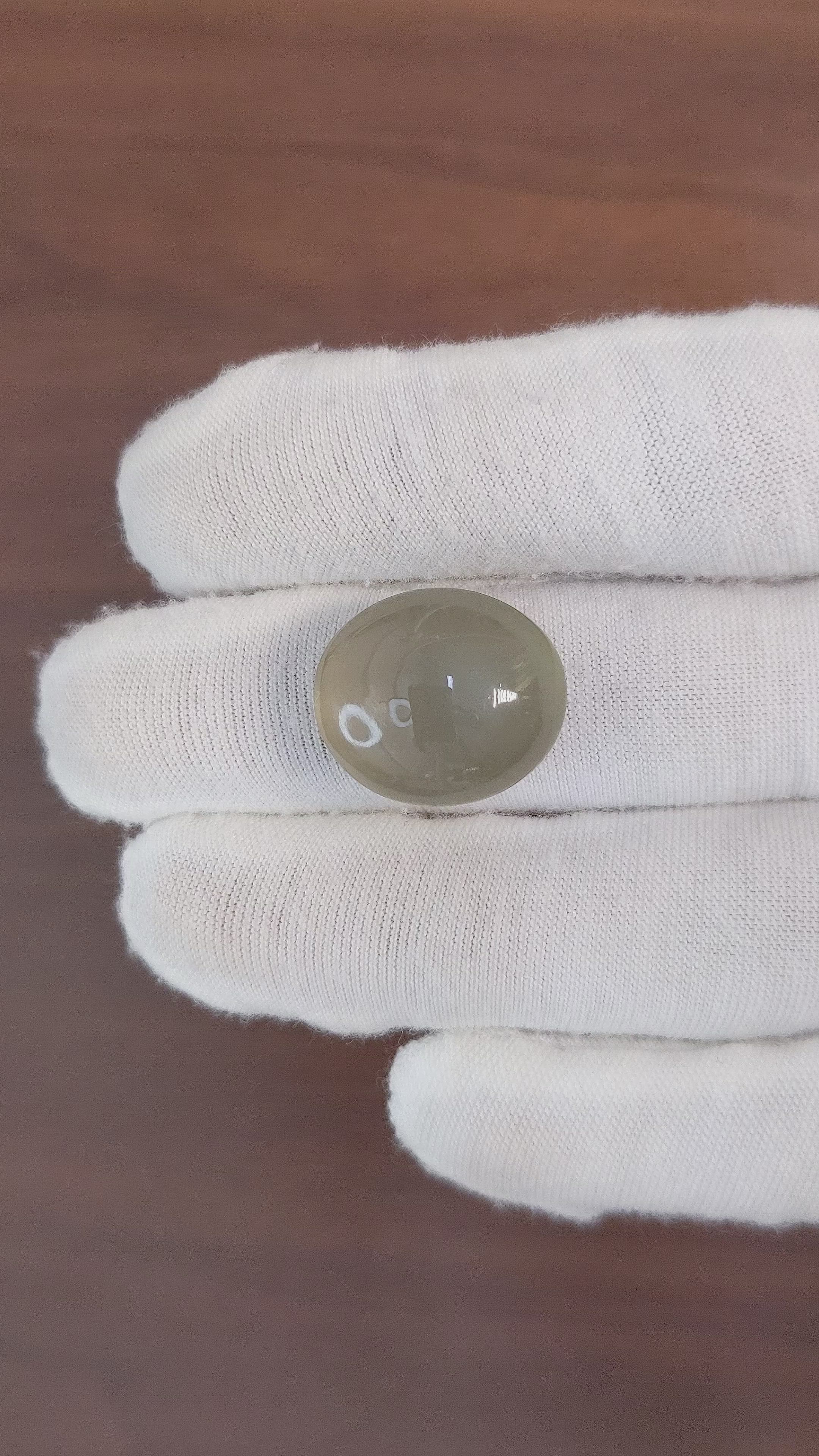 20.38 Ct. Cabochon Moonstone from Ceylon (Sri Lanka) Size Video