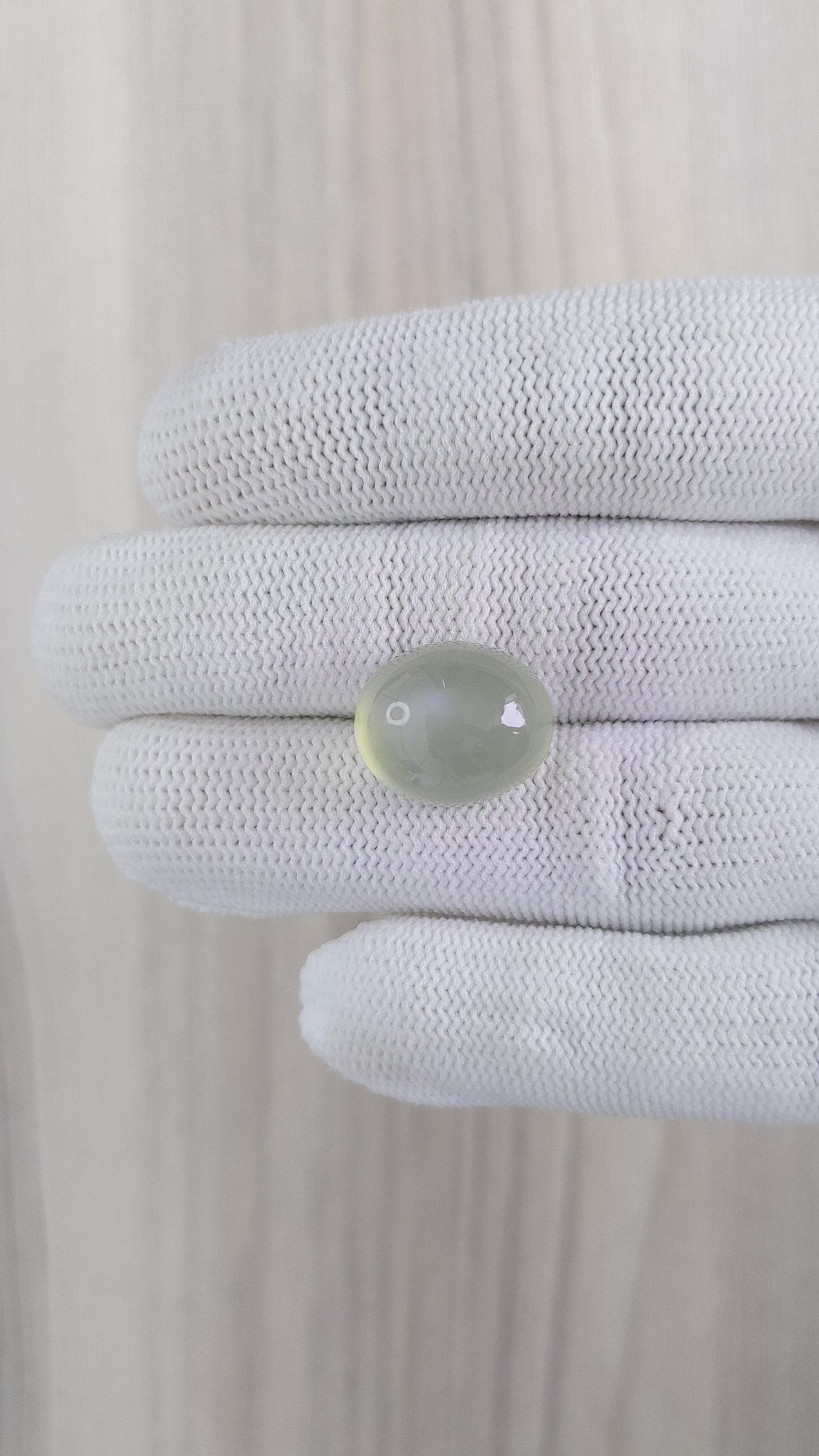 16.41 Ct. Cabochon Moonstone from Ceylon (Sri Lanka) Size Video