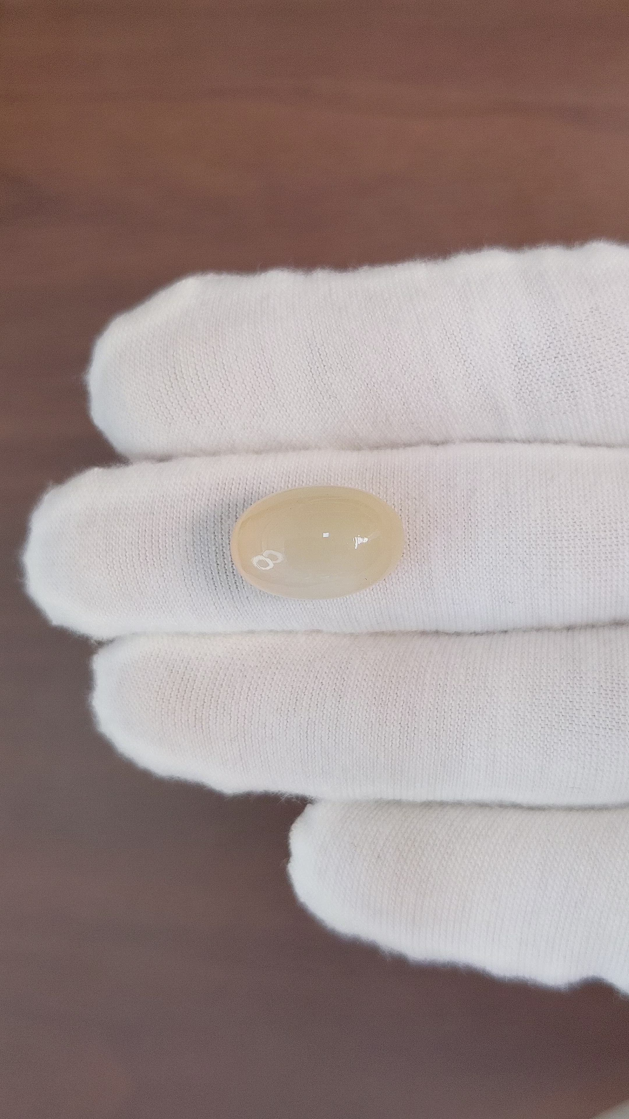 14.16 Ct. Cabochon Moonstone from Ceylon (Sri Lanka) Size Video