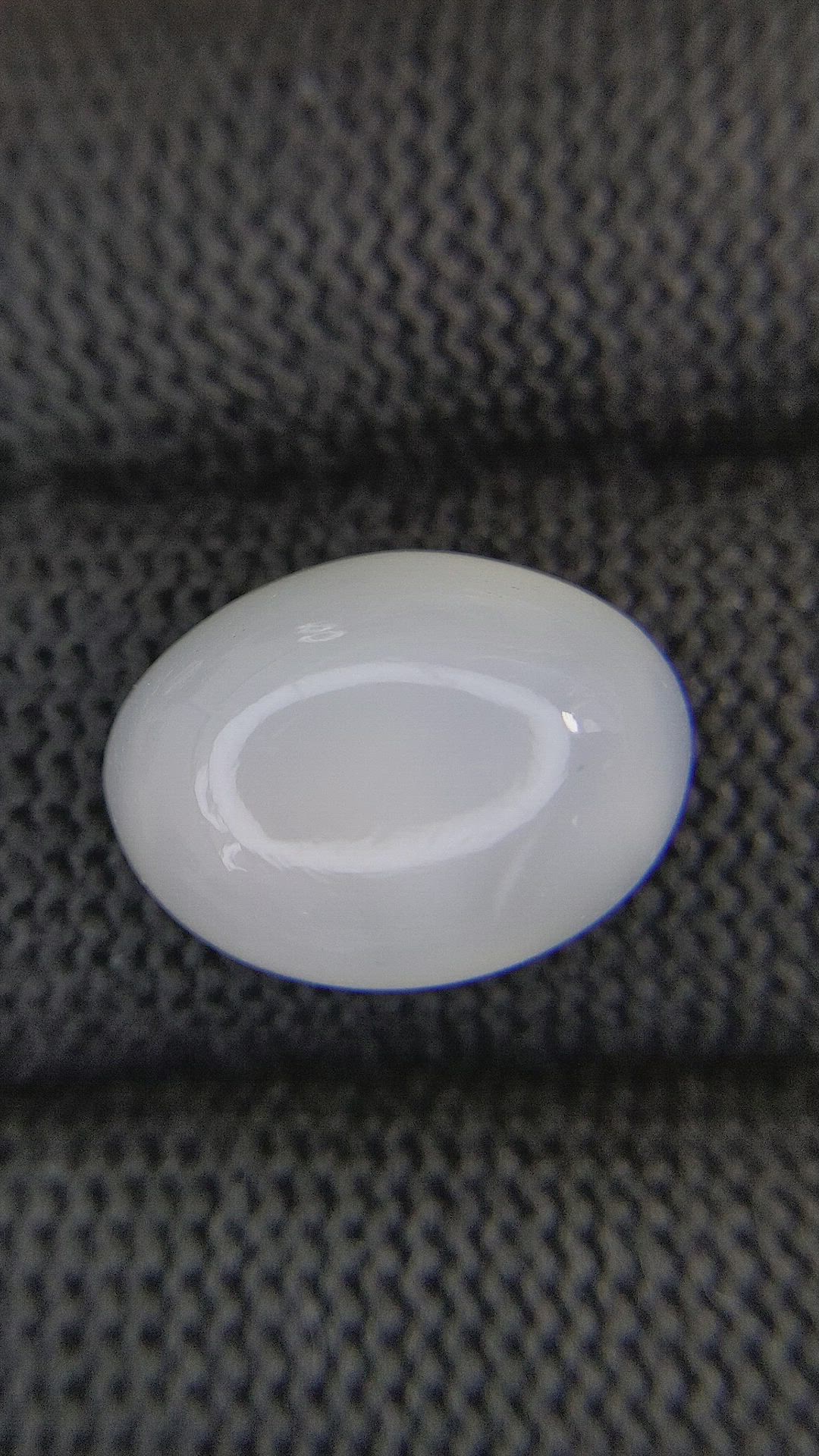 10.20 Ct. Cabochon Moonstone from Ceylon (Sri Lanka) Size Video