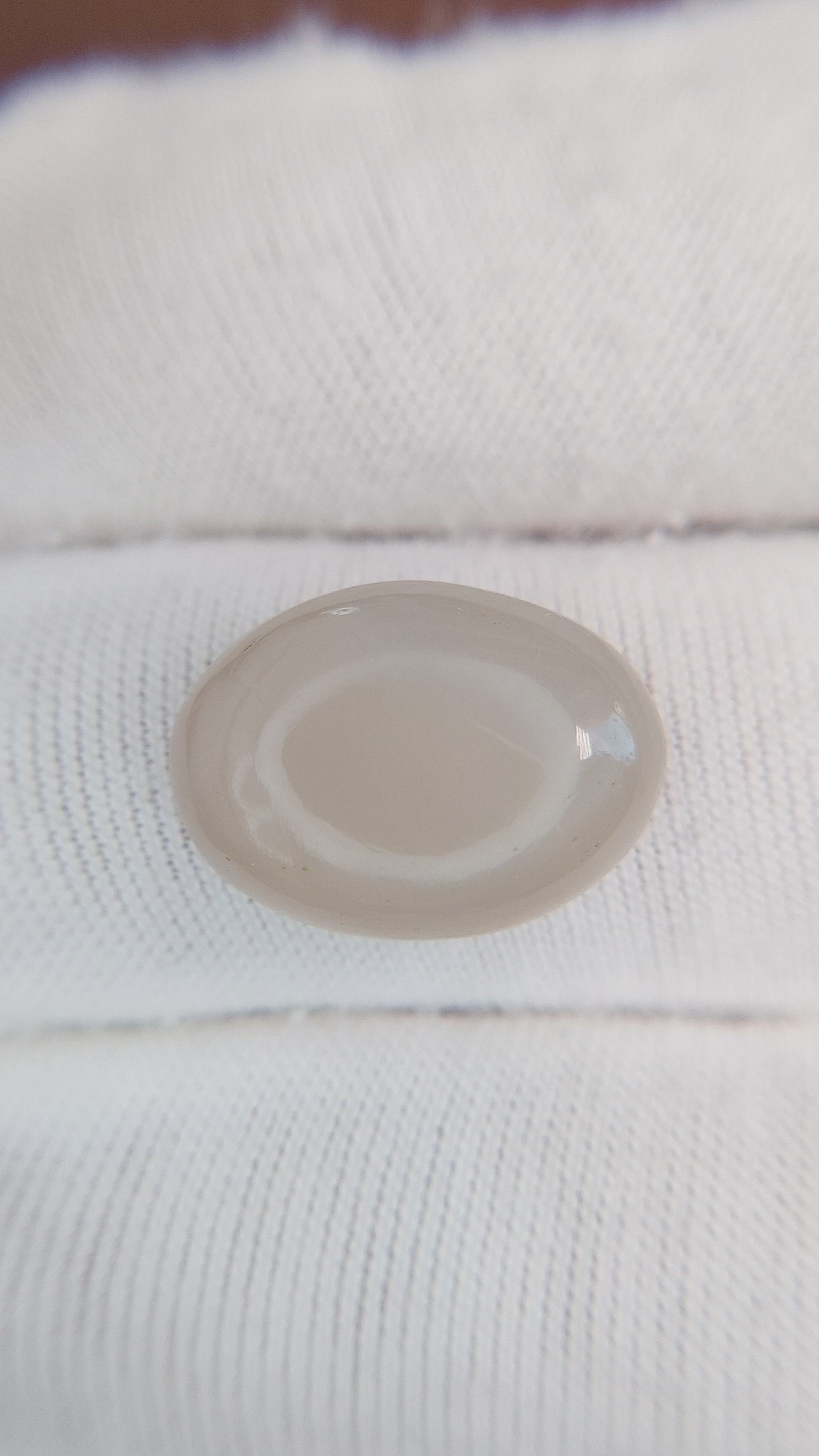 9.20 Ct. Cabochon Moonstone from Ceylon (Sri Lanka) Size Video