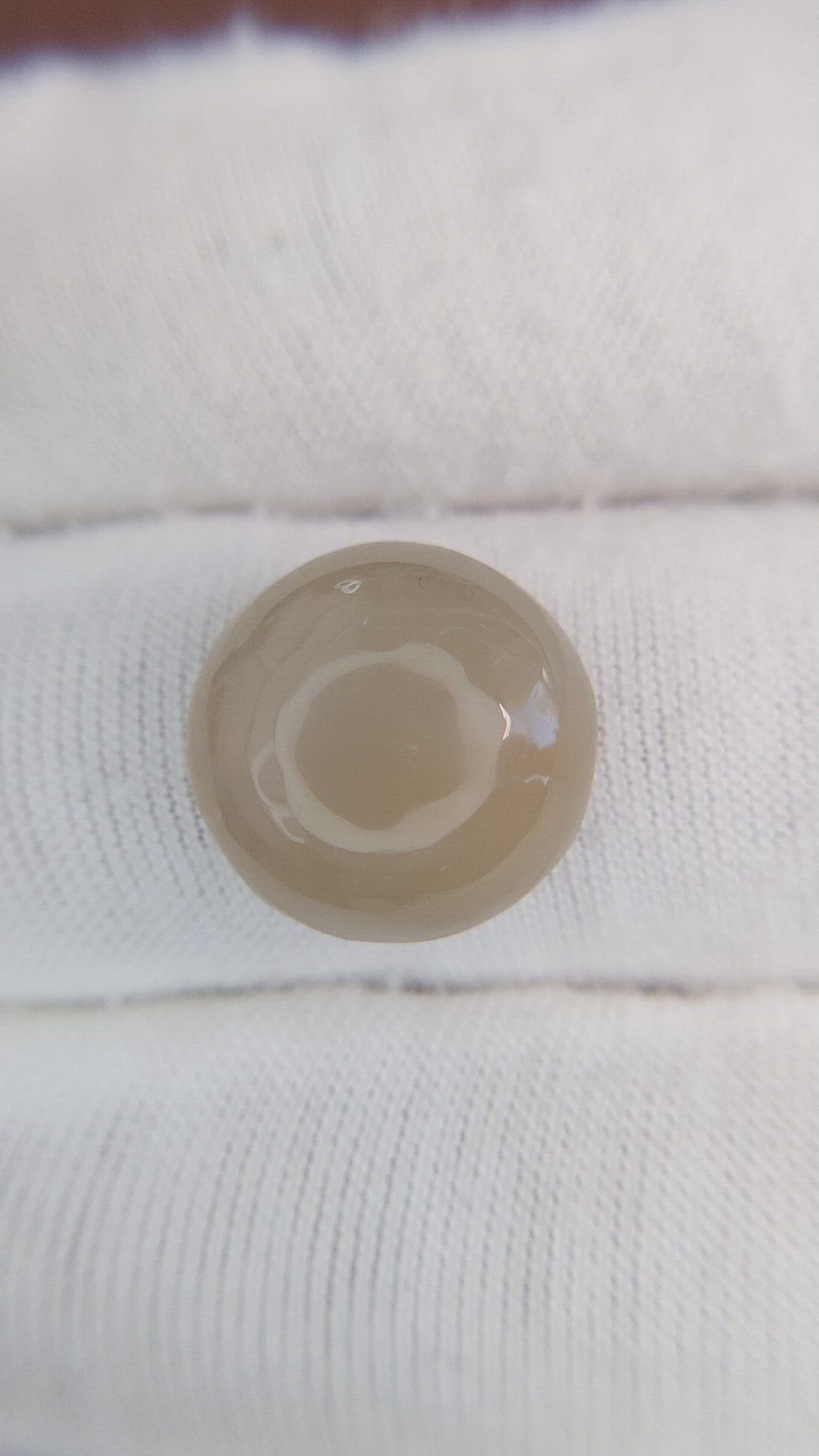 9.42 Ct. Cabochon Moonstone from Ceylon (Sri Lanka) Size Video