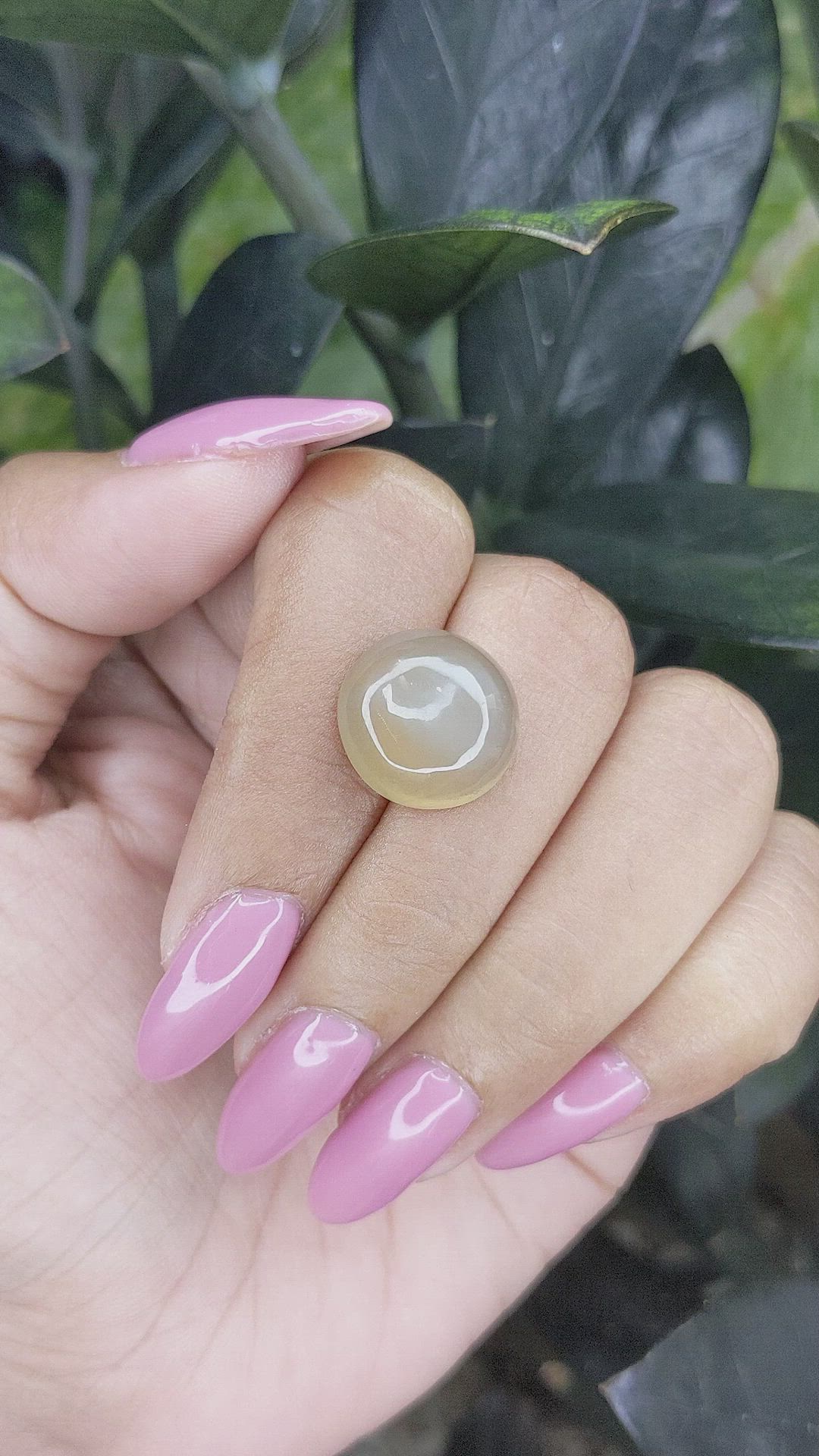9.42 Ct. Cabochon Moonstone from Ceylon (Sri Lanka) Size Video
