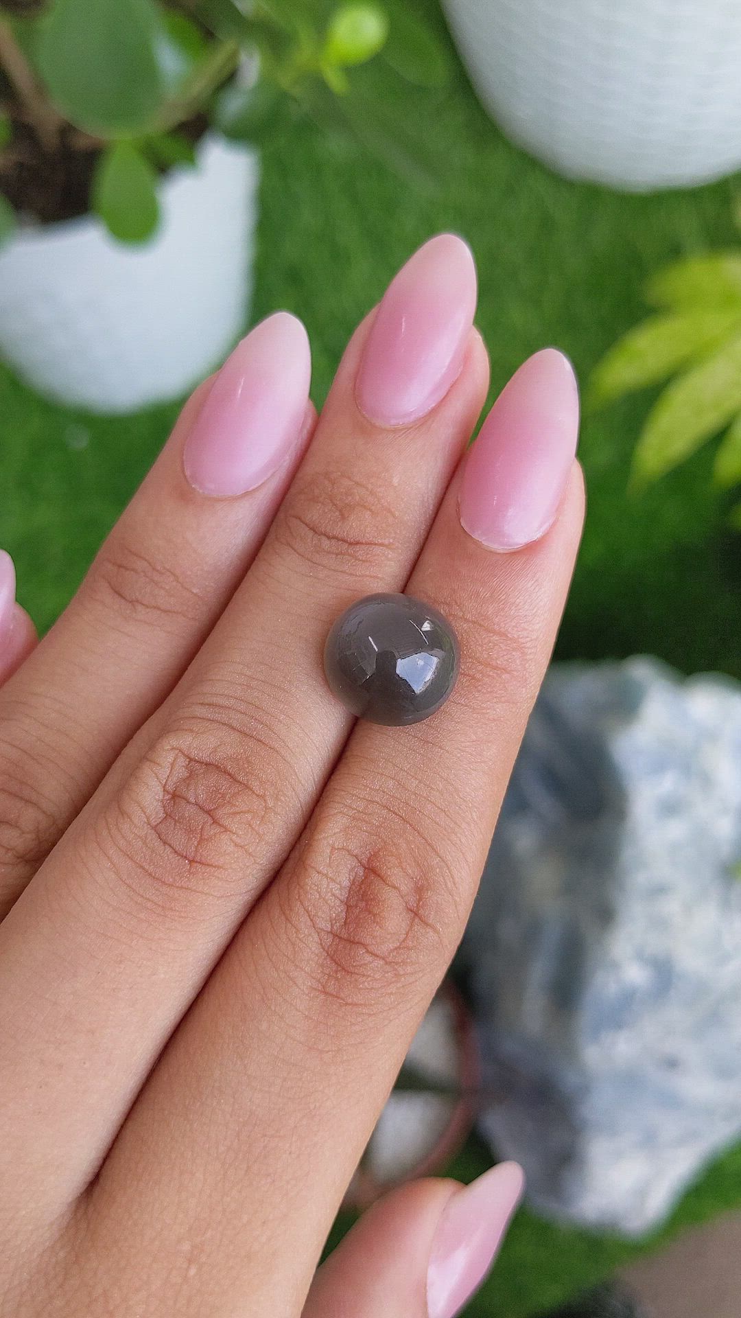 8.50 Ct. Cabochon Moonstone from Ceylon (Sri Lanka) Size Video