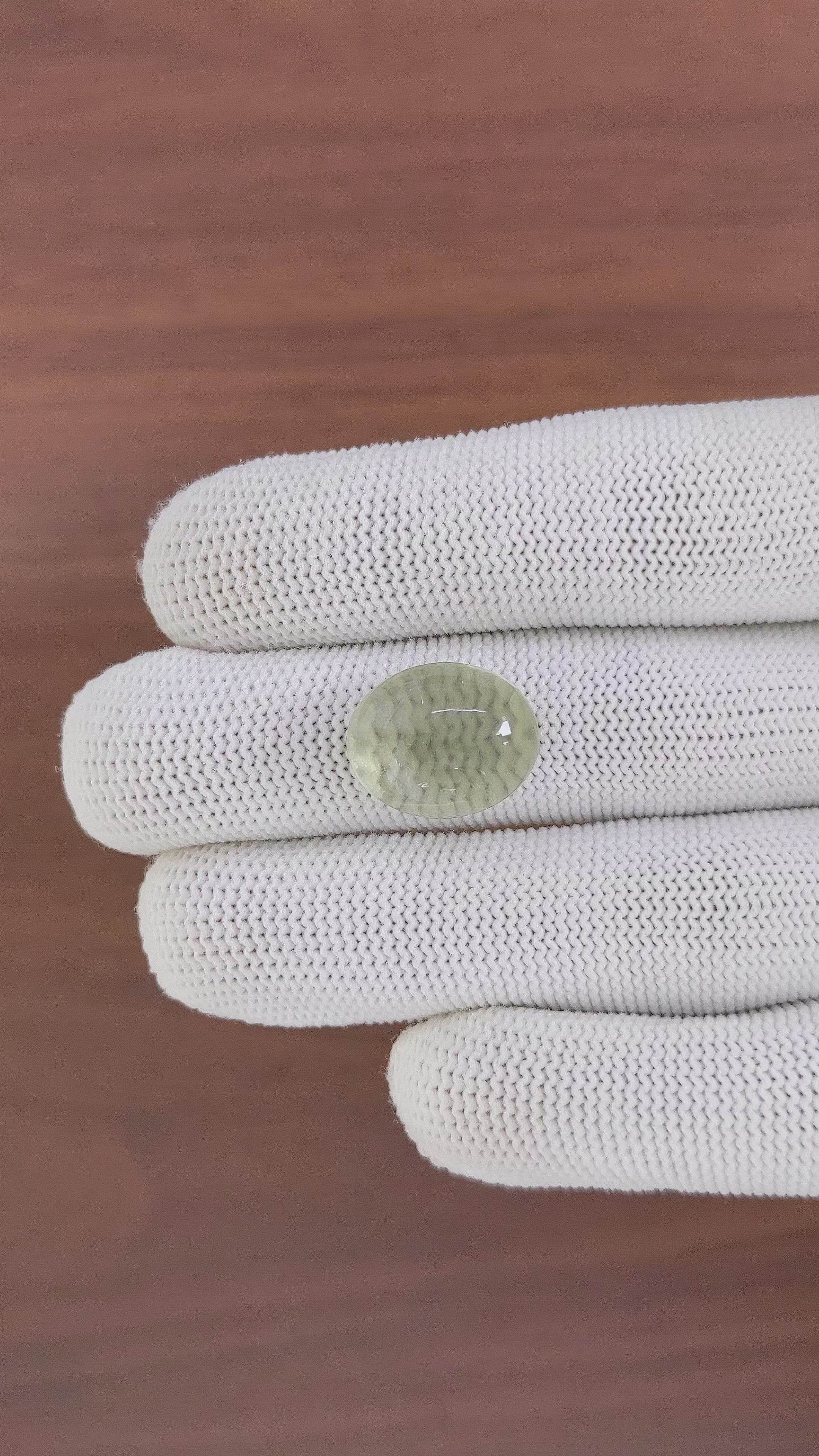 11.68 Ct. Cabochon Moonstone from Ceylon (Sri Lanka) Size Video