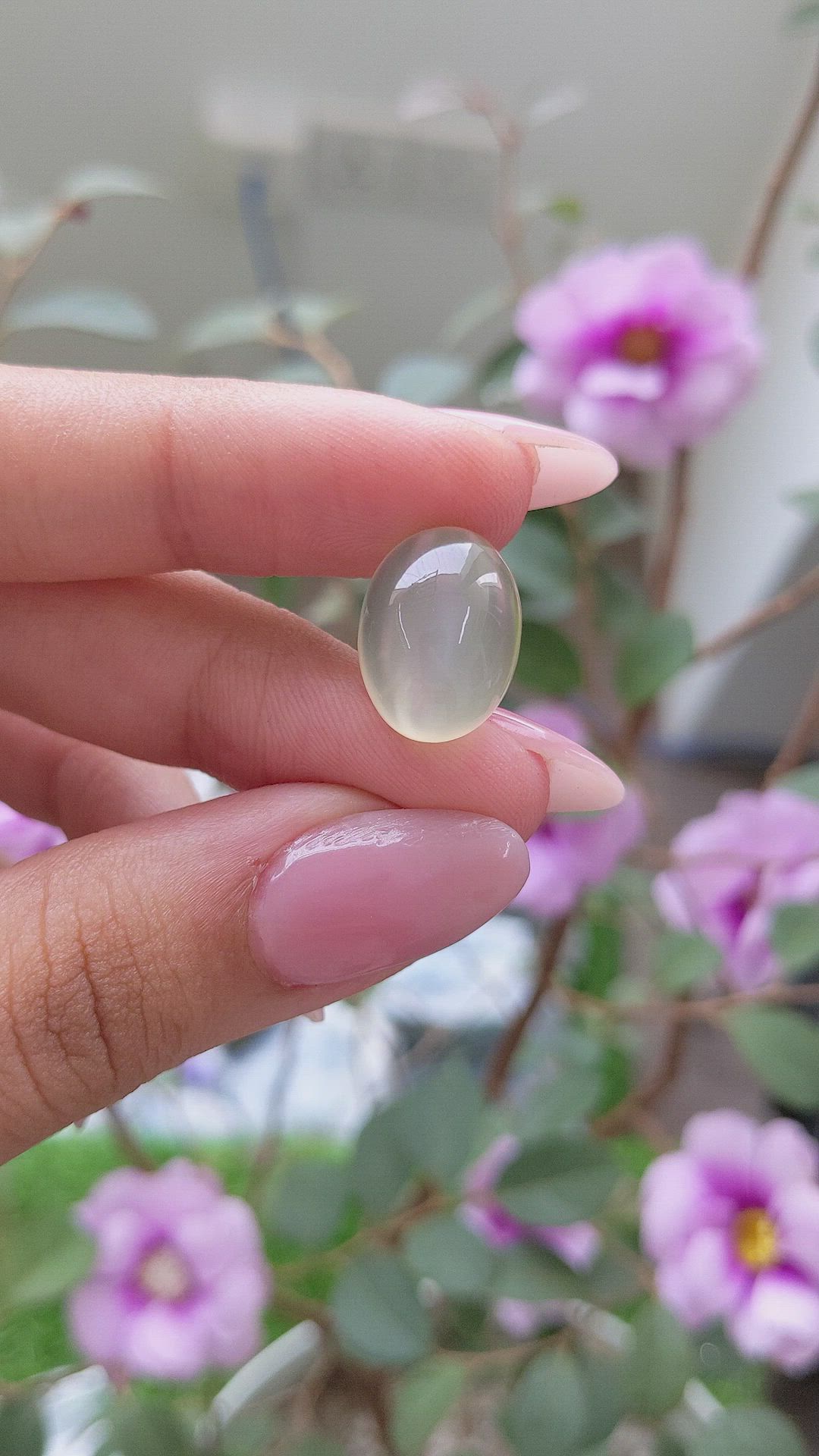 13.29 Ct. Cabochon Moonstone from Ceylon (Sri Lanka) Size Video