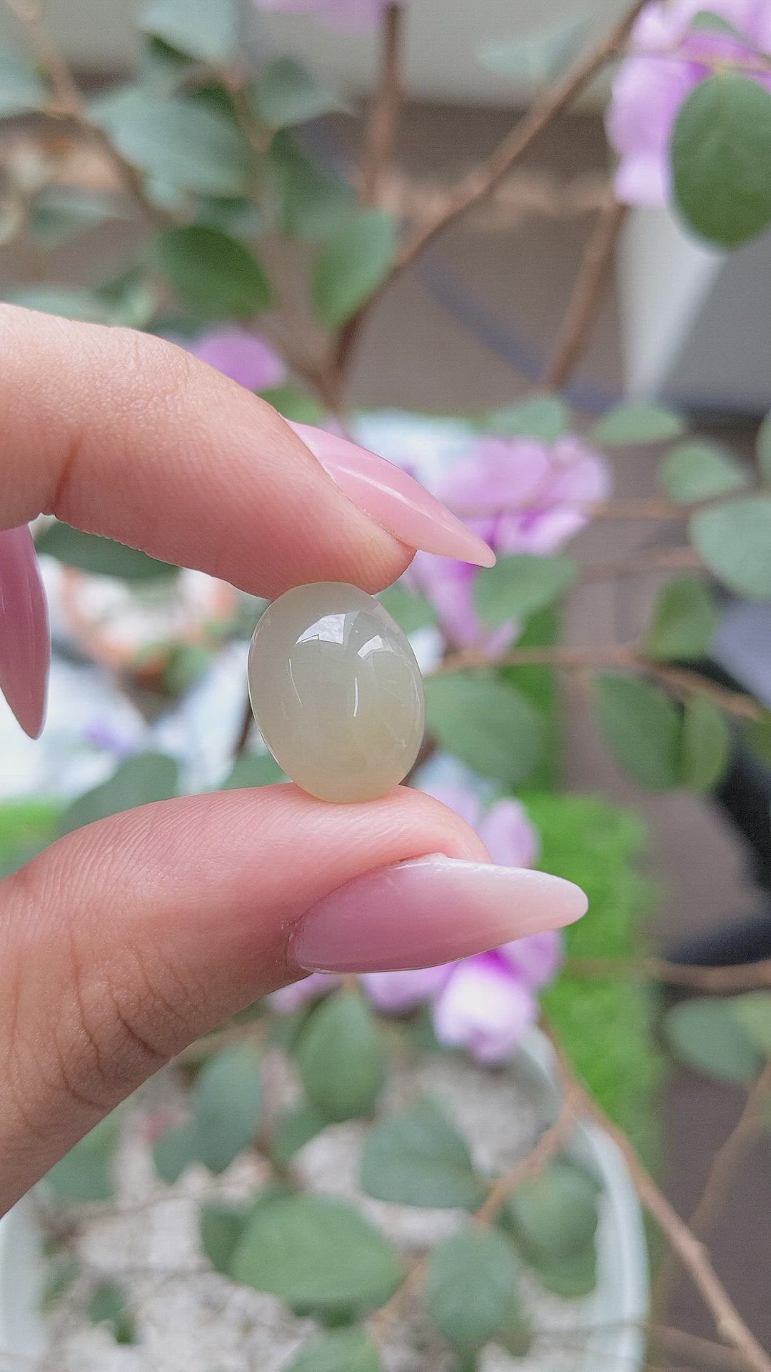 8.39 Ct. Cabochon Moonstone from Ceylon (Sri Lanka) Size Video