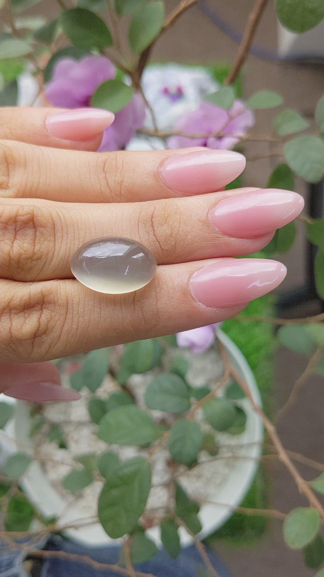 11.01 Ct. Cabochon Moonstone from Ceylon (Sri Lanka) Size Video