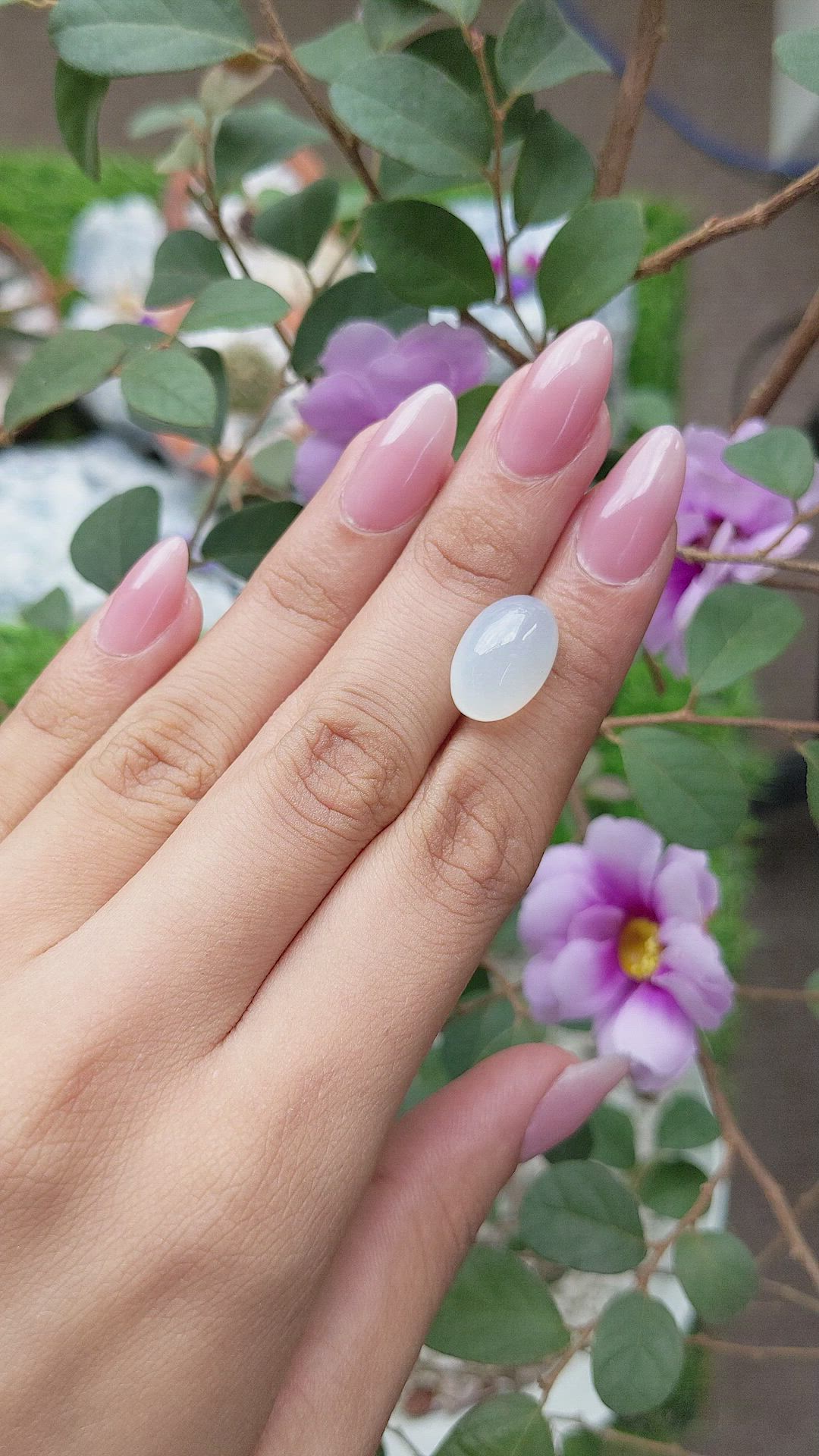 9.28 Ct. Cabochon Moonstone from Ceylon (Sri Lanka) Size Video