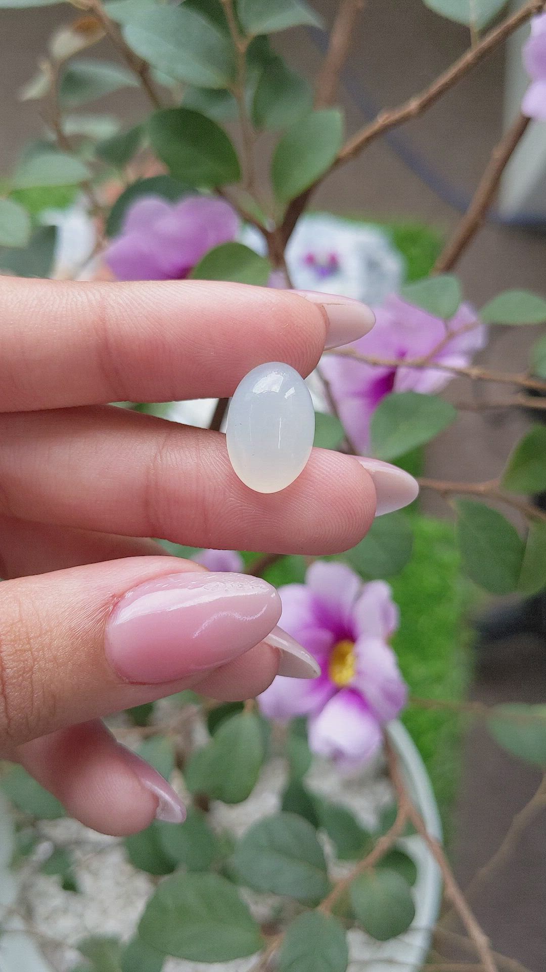 9.28 Ct. Cabochon Moonstone from Ceylon (Sri Lanka) Size Video
