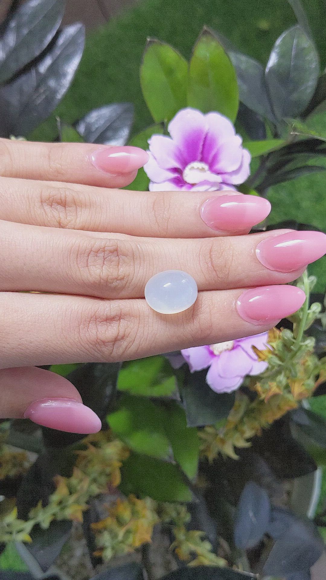 8.85 Ct. Cabochon Moonstone from Ceylon (Sri Lanka) Size Video