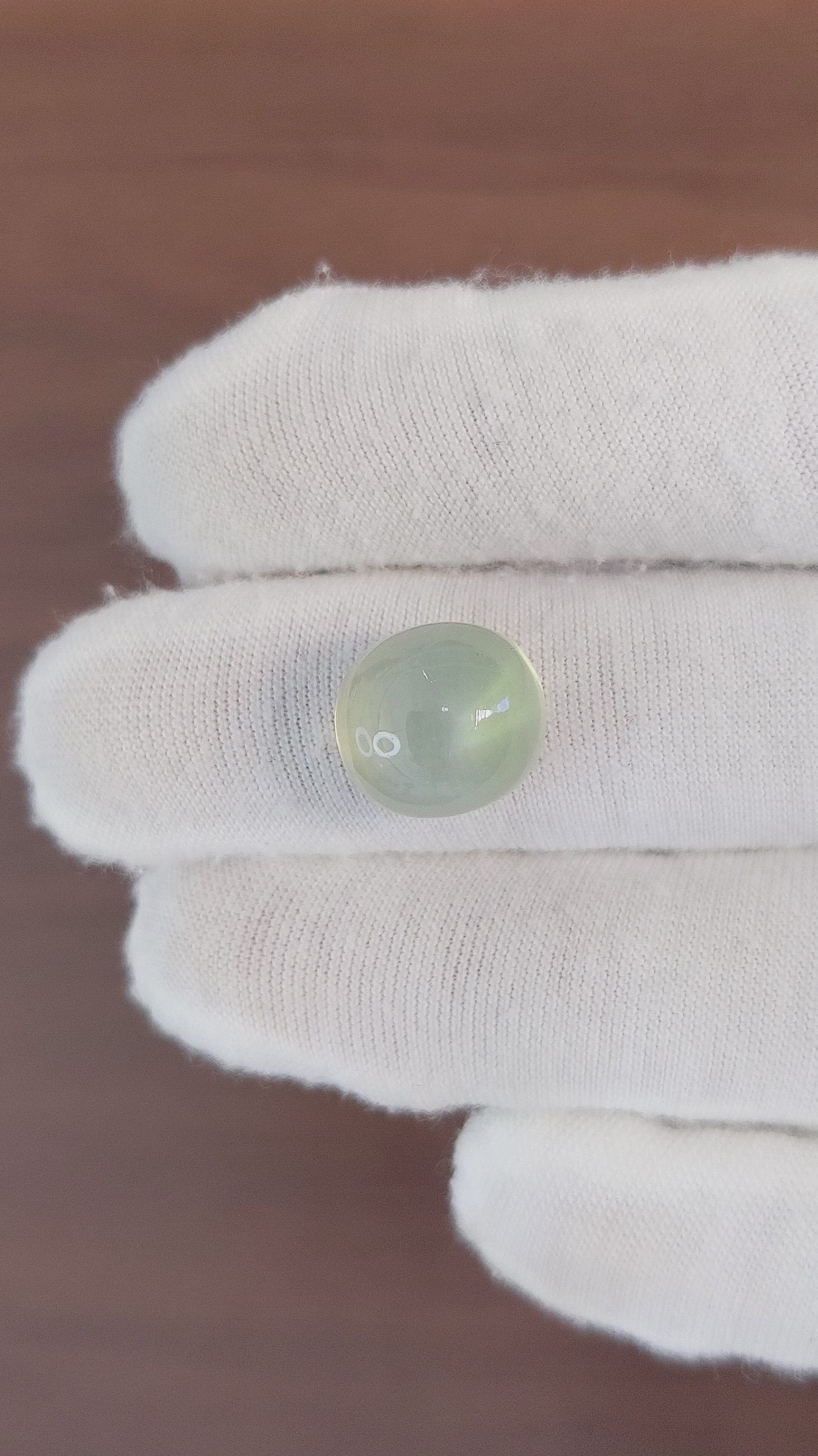 11.48 Ct. Cabochon Moonstone from Ceylon (Sri Lanka) Size Video