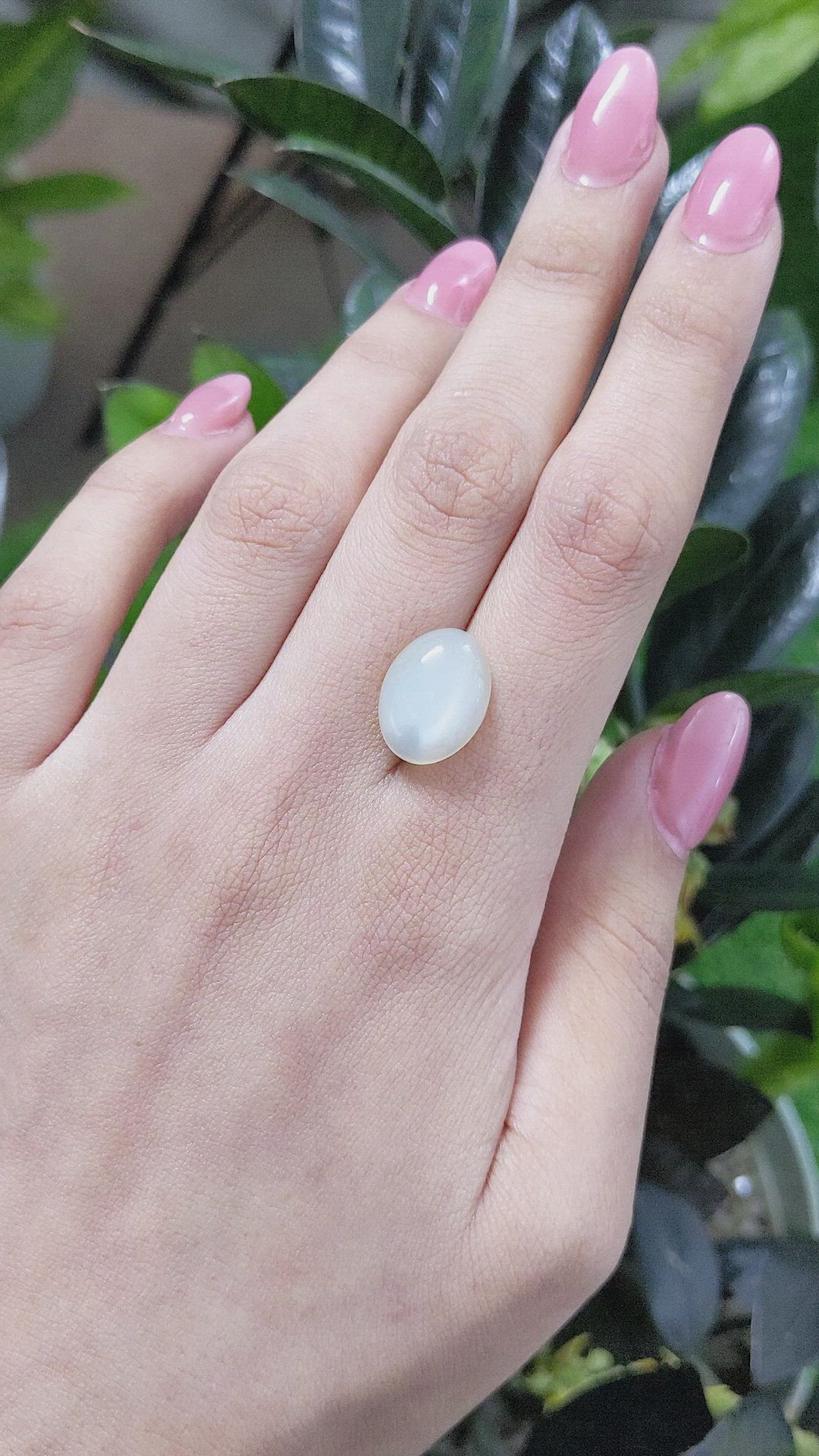 8.80 Ct. Cabochon Moonstone from Ceylon (Sri Lanka) Size Video