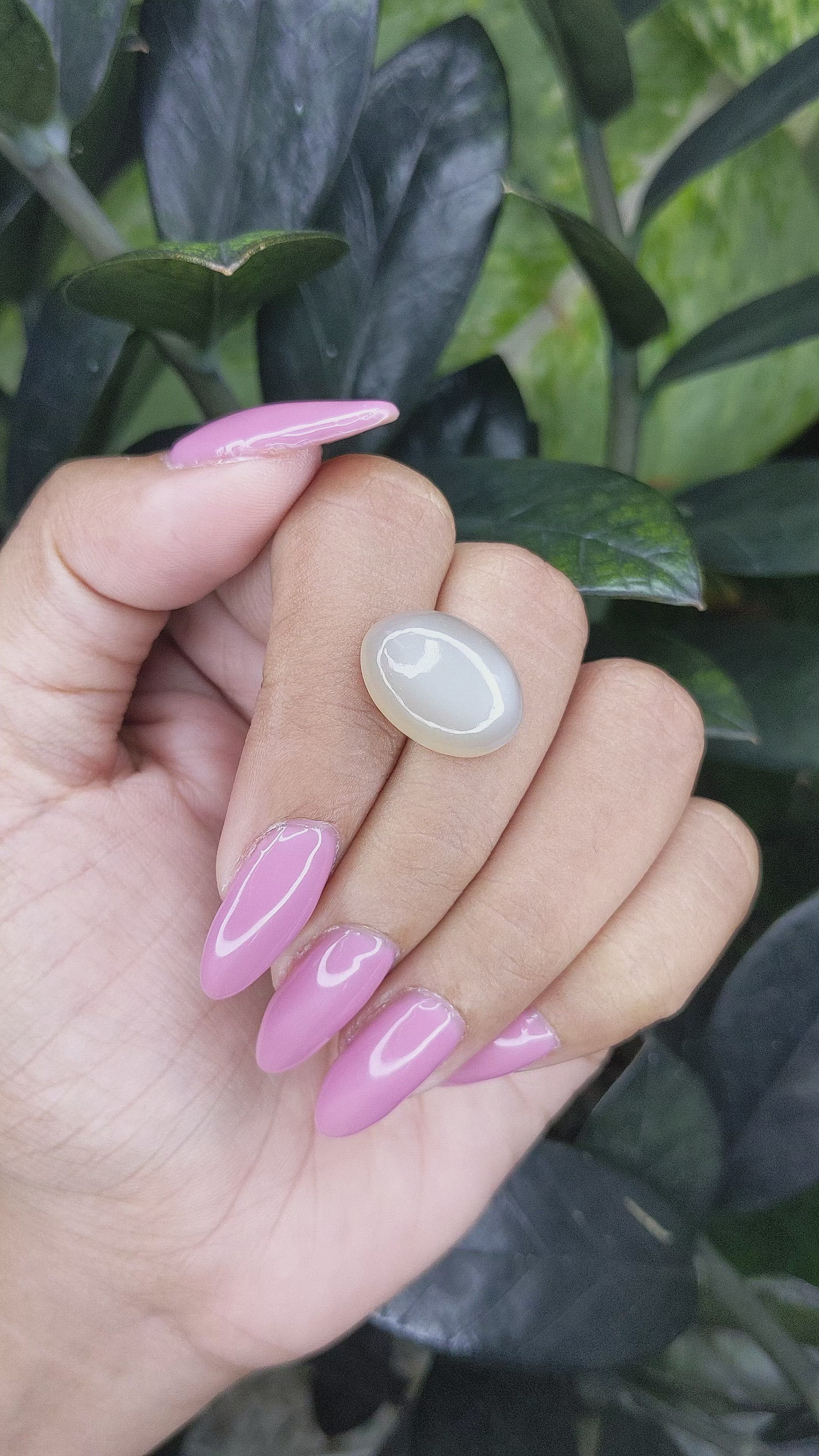 9.12 Ct. Cabochon Moonstone from Ceylon (Sri Lanka) Size Video