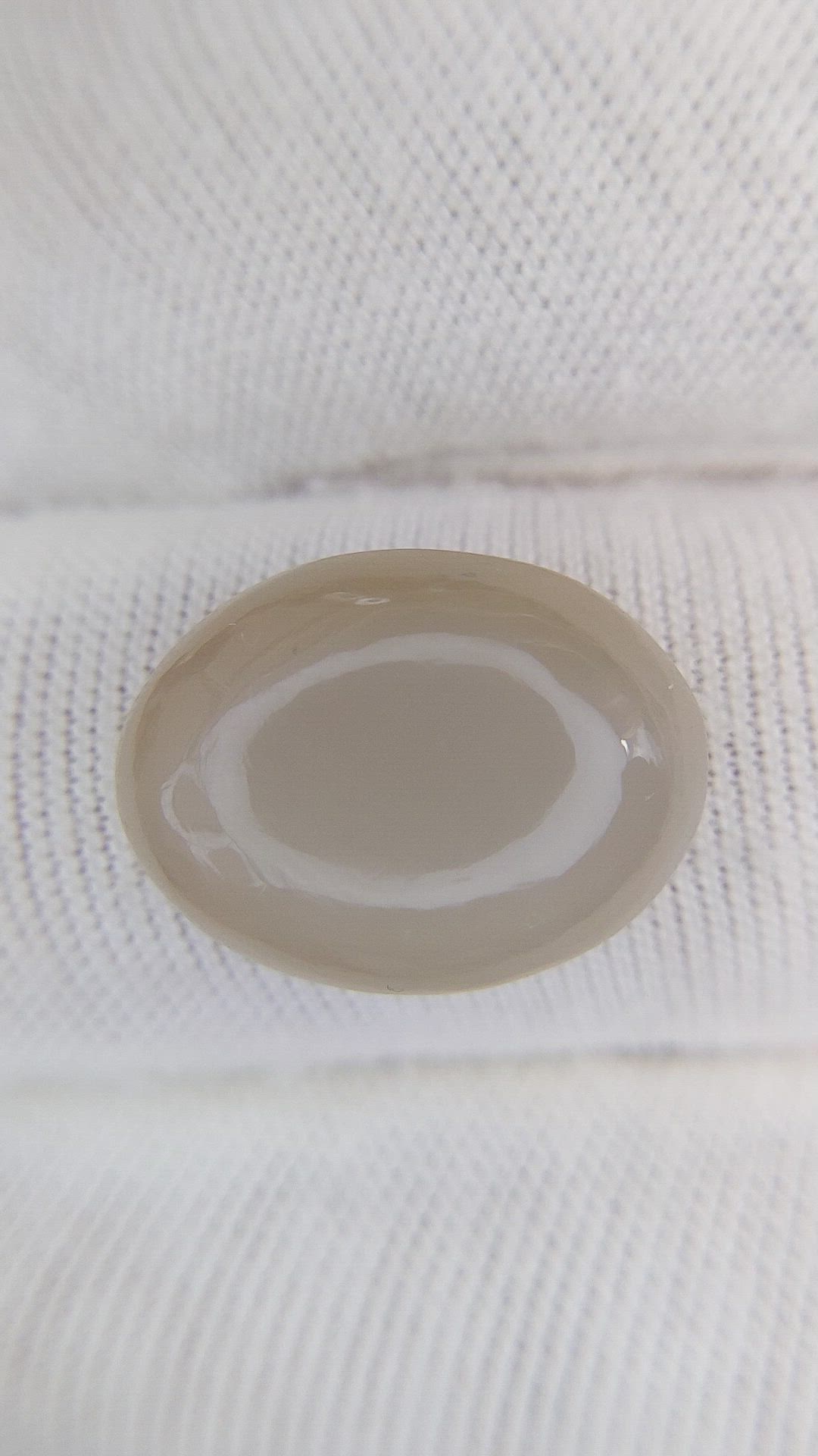9.12 Ct. Cabochon Moonstone from Ceylon (Sri Lanka) Size Video