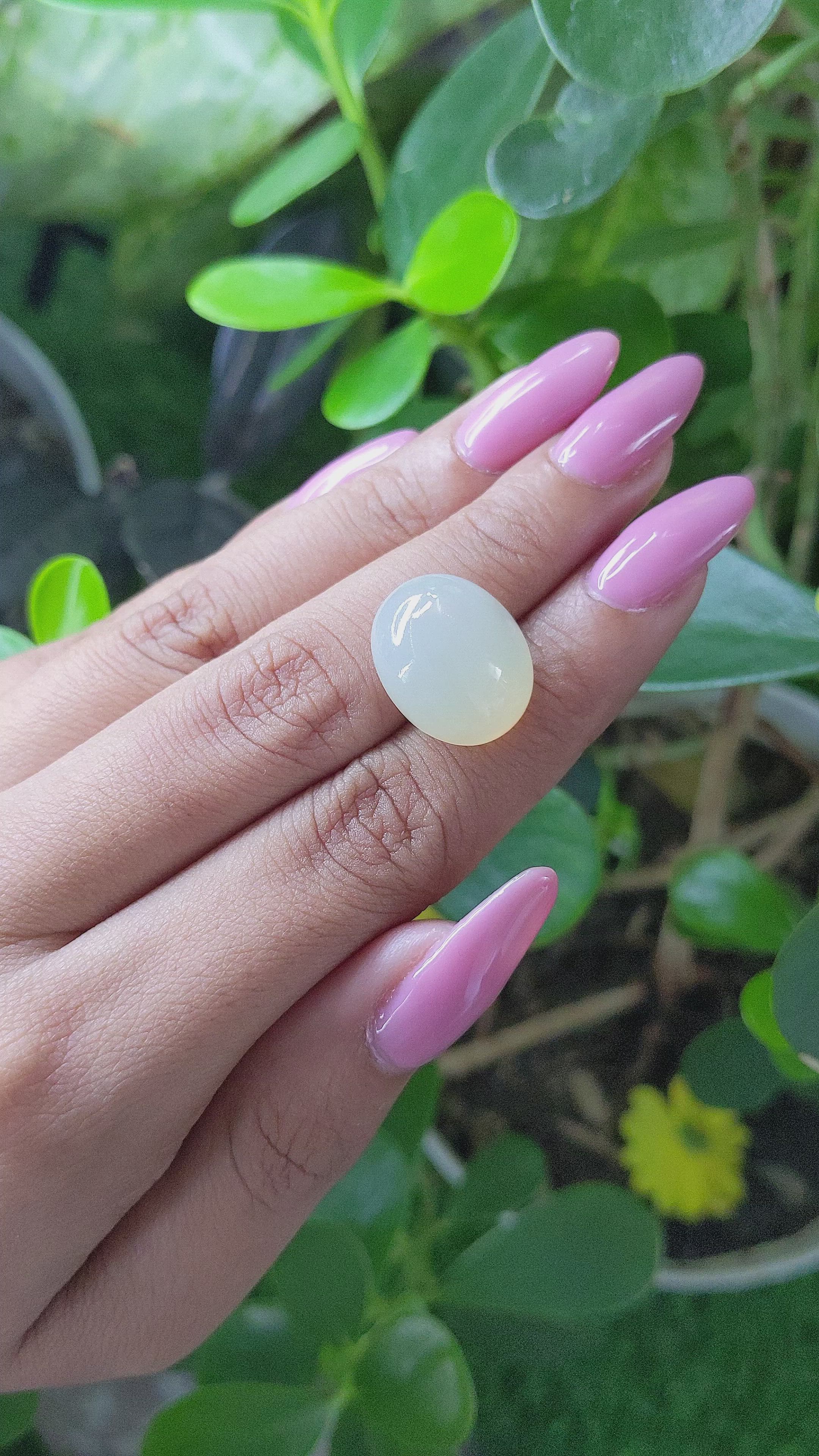 14.60 Ct. Cabochon Moonstone from Ceylon (Sri Lanka) Size Video