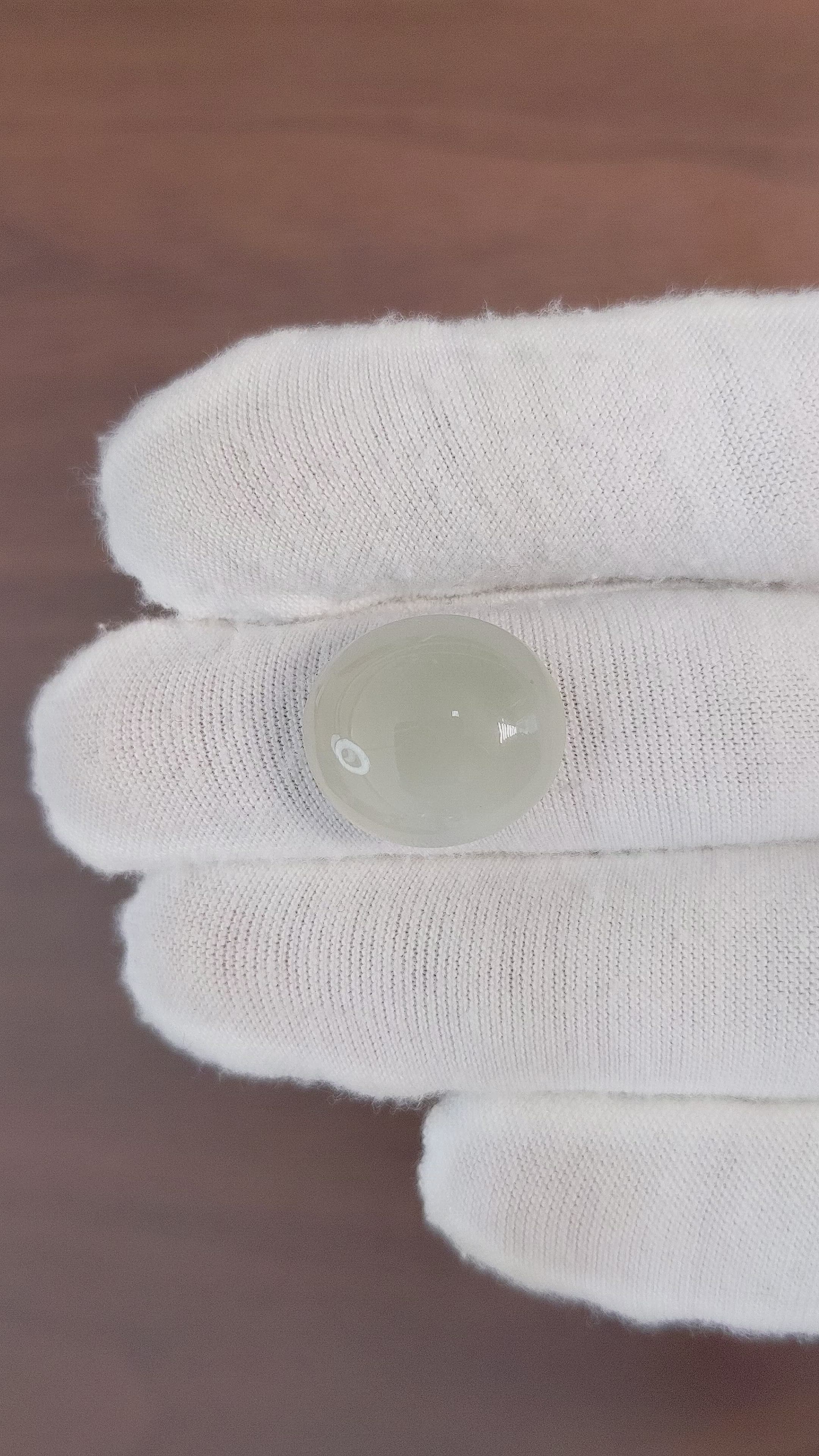 14.59 Ct. Cabochon Moonstone from Ceylon (Sri Lanka) Size Video