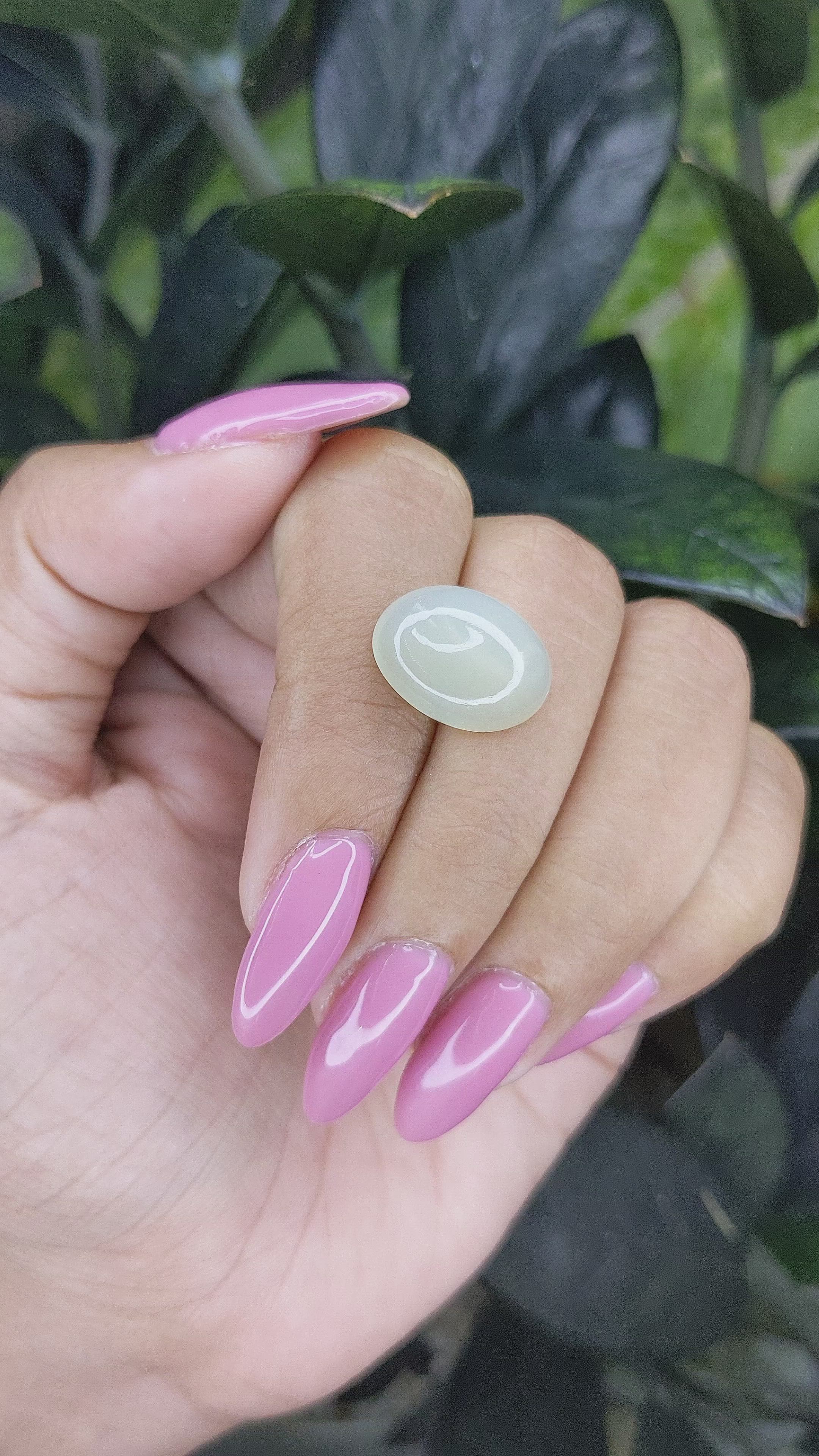 9.18 Ct. Cabochon Moonstone from Ceylon (Sri Lanka) Size Video