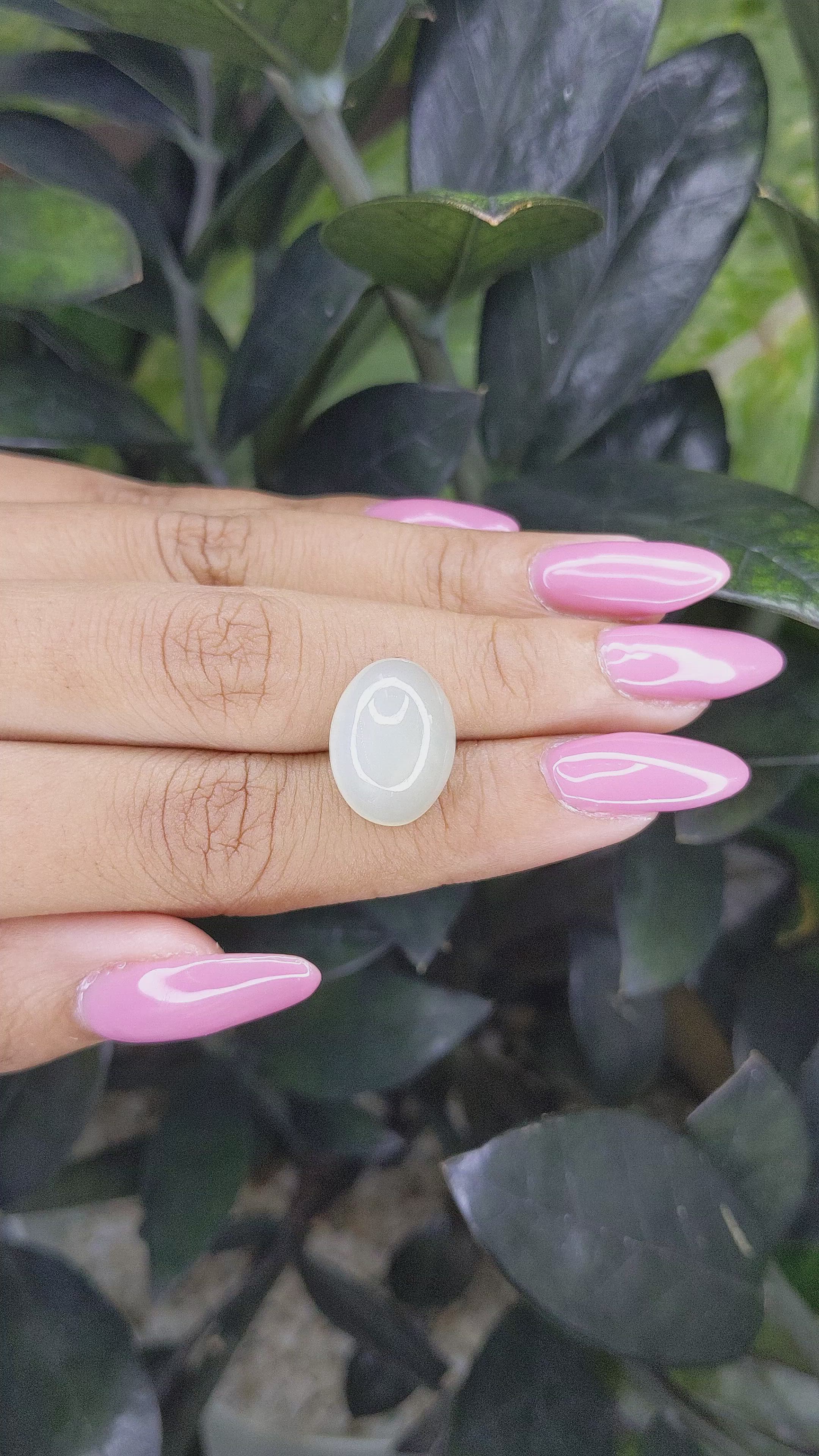 9.18 Ct. Cabochon Moonstone from Ceylon (Sri Lanka) Size Video