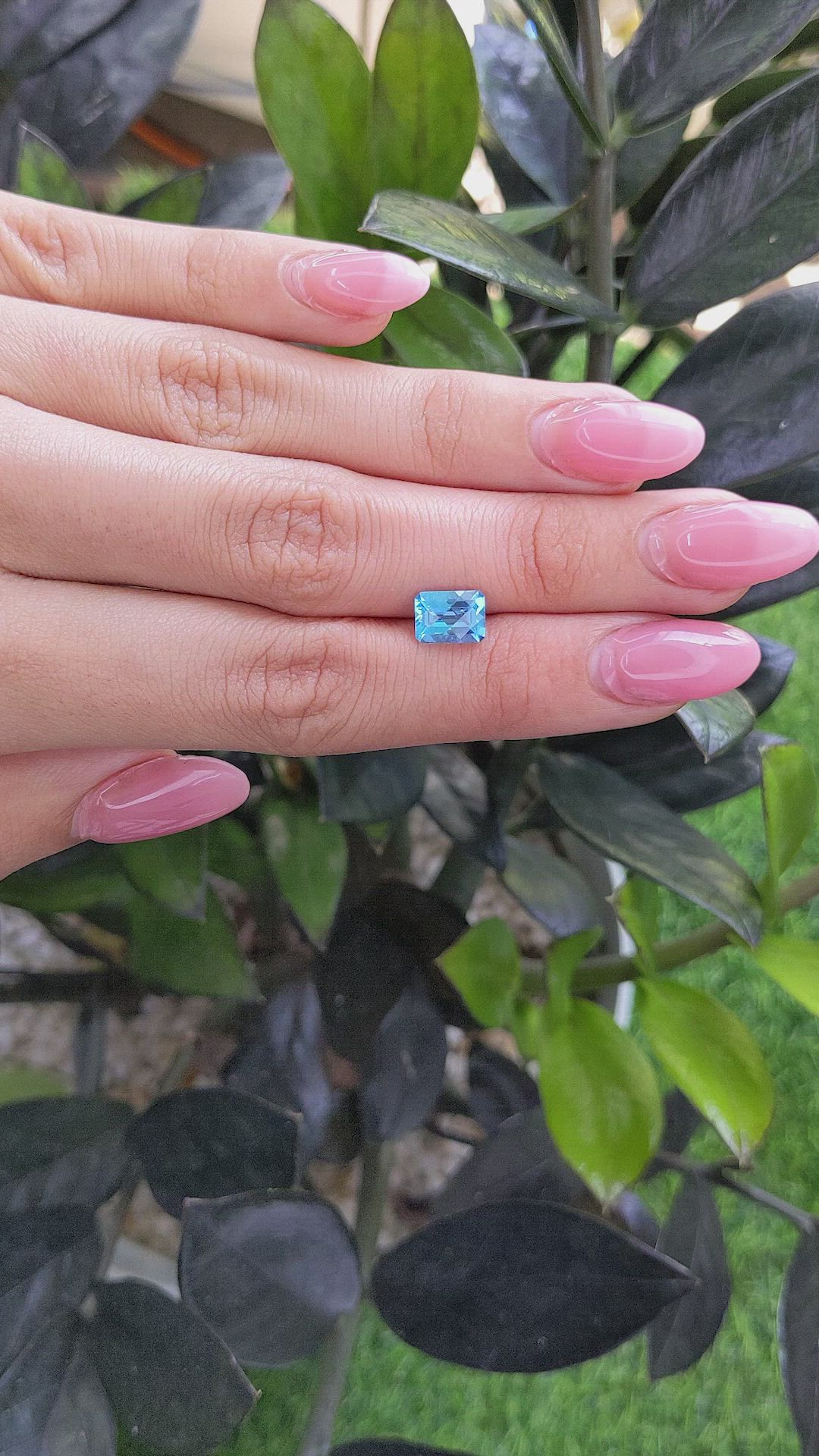 2.13 Ct. Topaz from Ceylon (Sri Lanka) Size Video